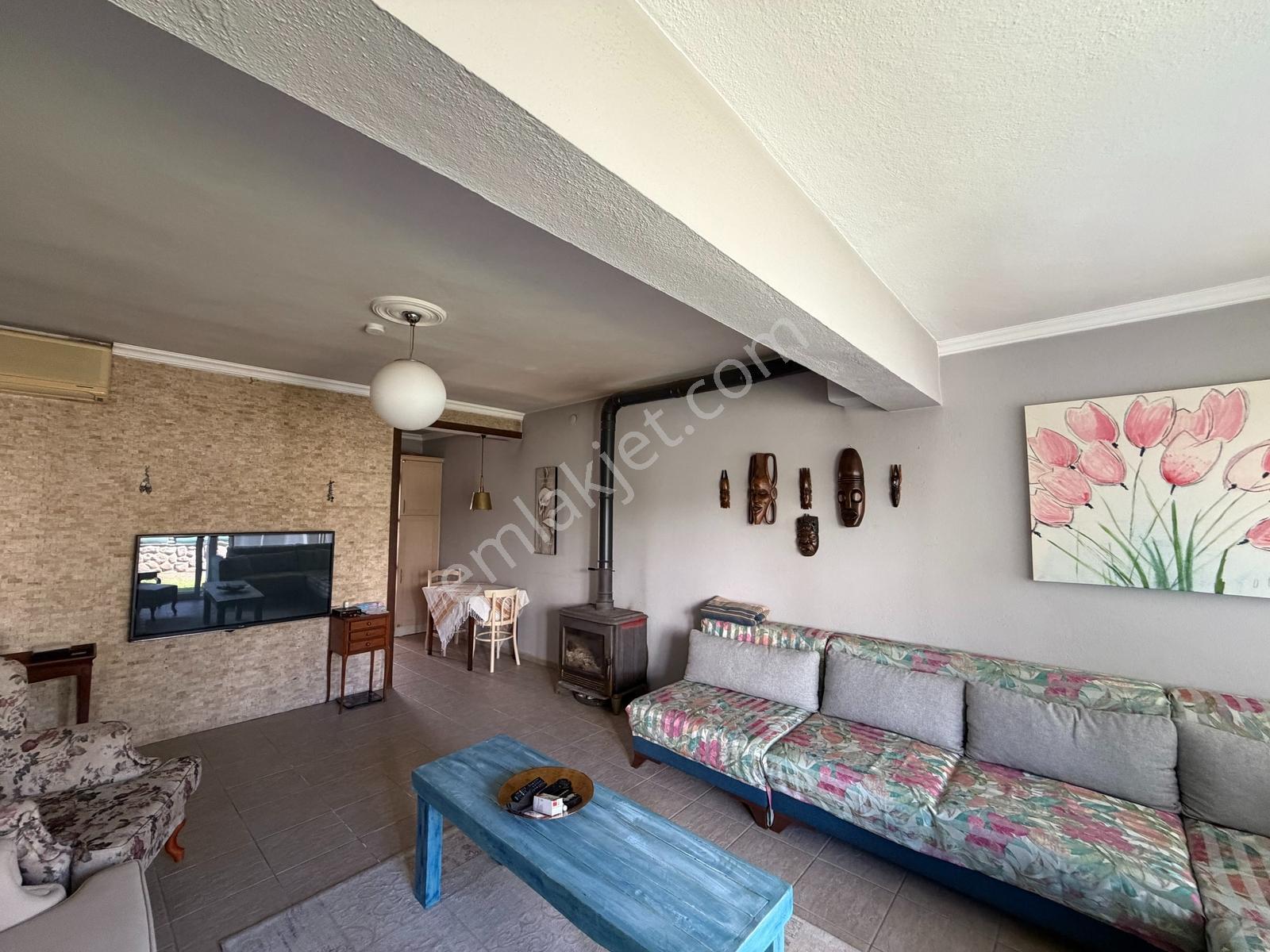 Bodrum Akyarlarda Kiralık Geniş Bahçeli 3+1 Villa - Görsel 11