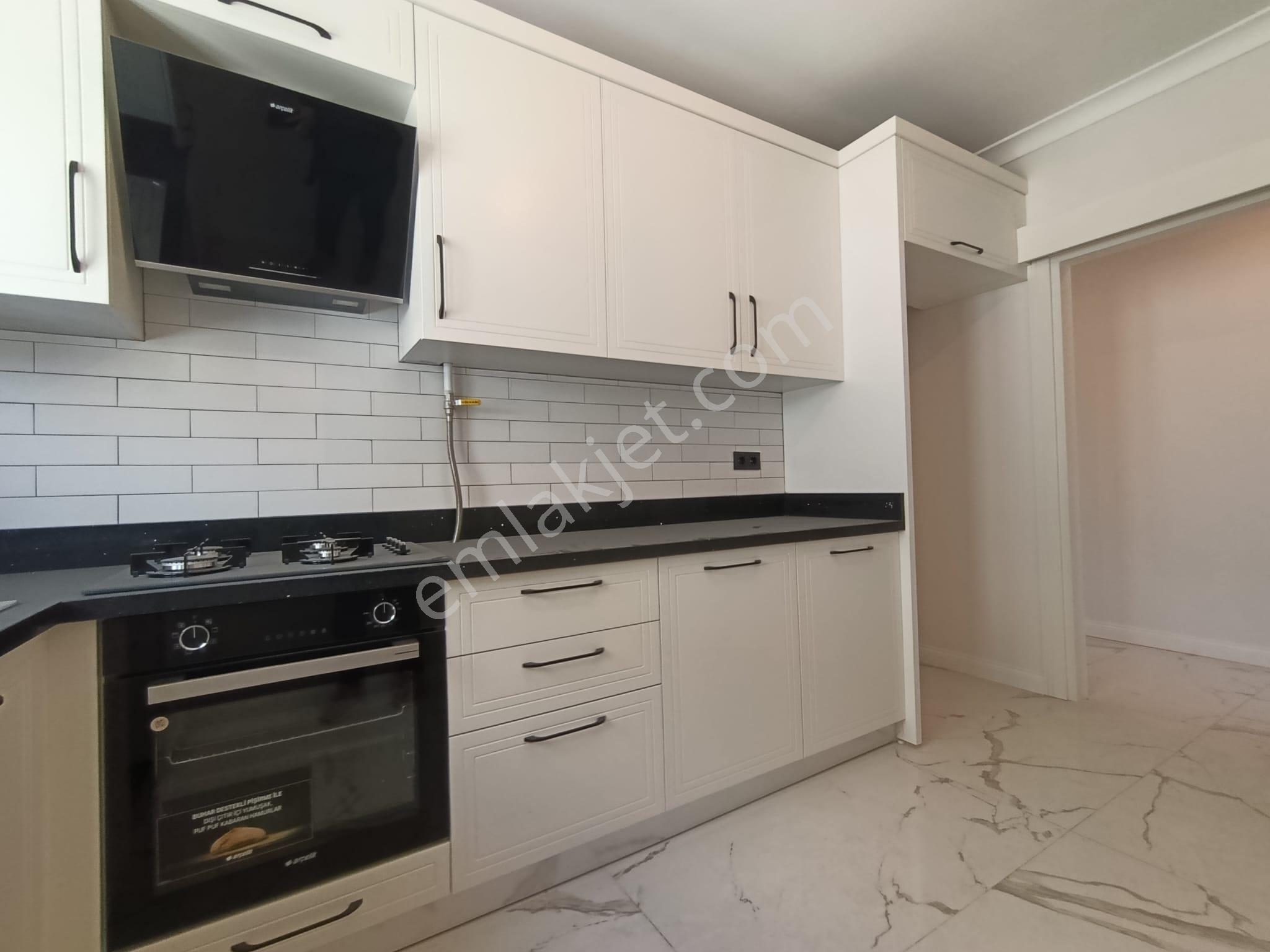 Ömür Plaza Yakını Satılık Lüks 5+2 Dubleks Daire Yeni Bina - Görsel 11