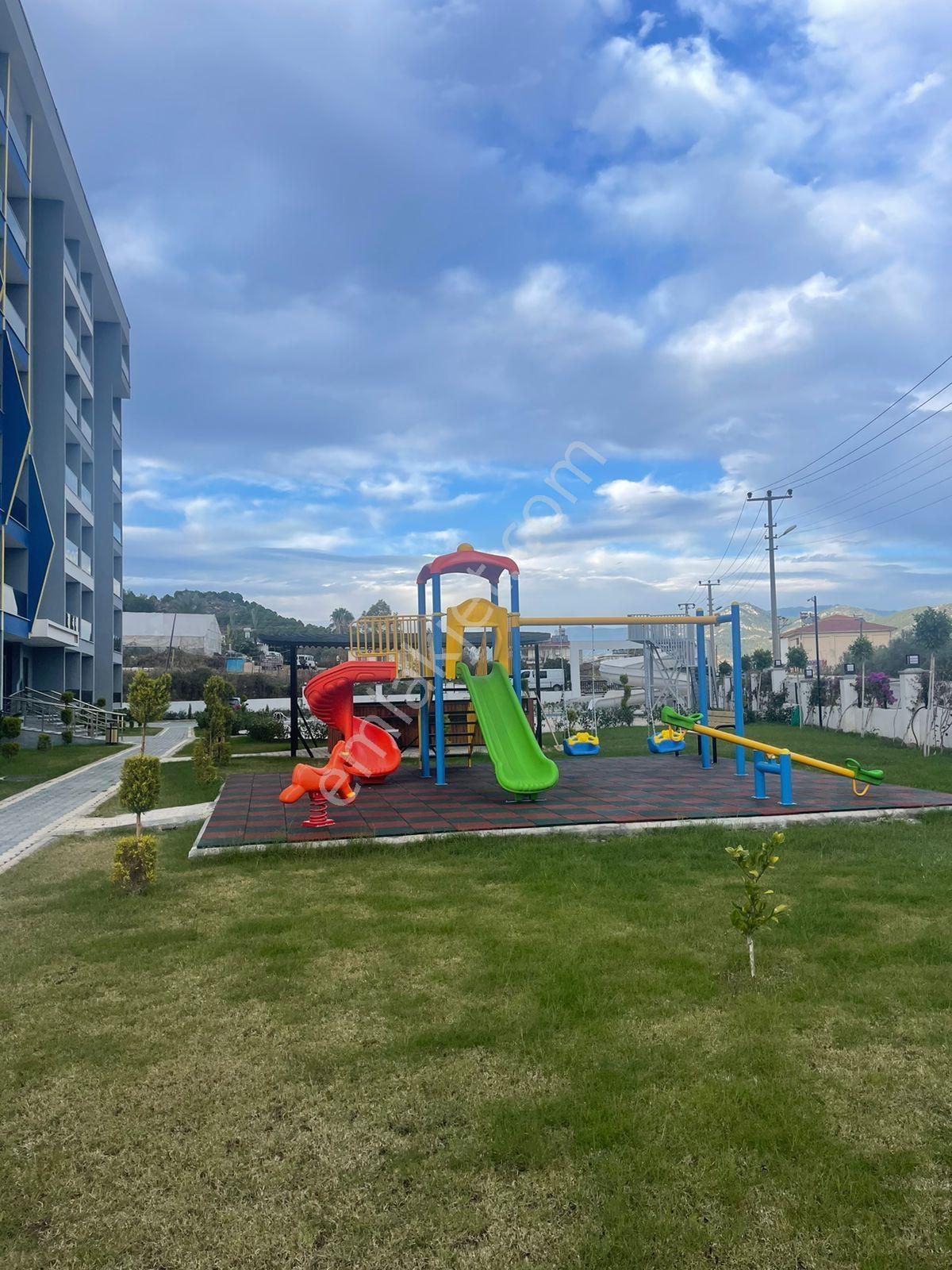 Familypark'ta Beyaz Eşyalı Havuz Manzaralı 1+1 Daire - Görsel 20