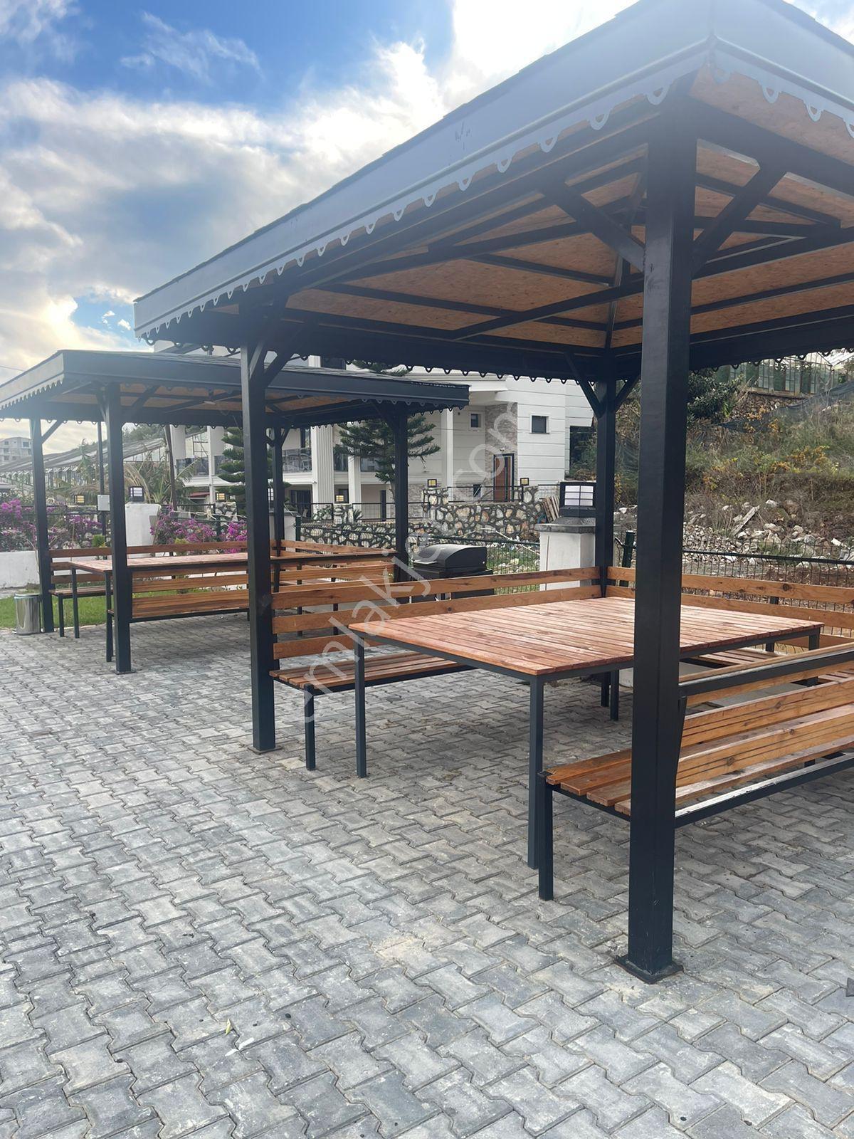 Familypark'ta Beyaz Eşyalı Havuz Manzaralı 1+1 Daire - Görsel 32