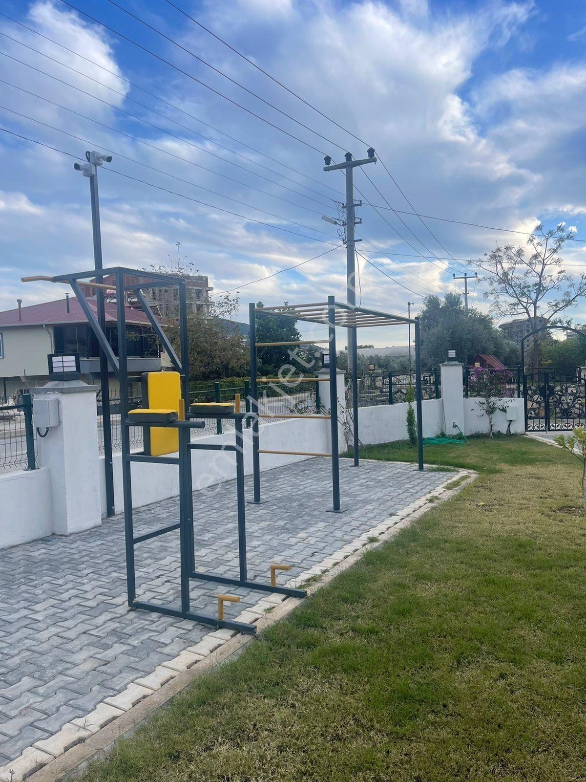 Familypark'ta Beyaz Eşyalı Havuz Manzaralı 1+1 Daire - Görsel 35
