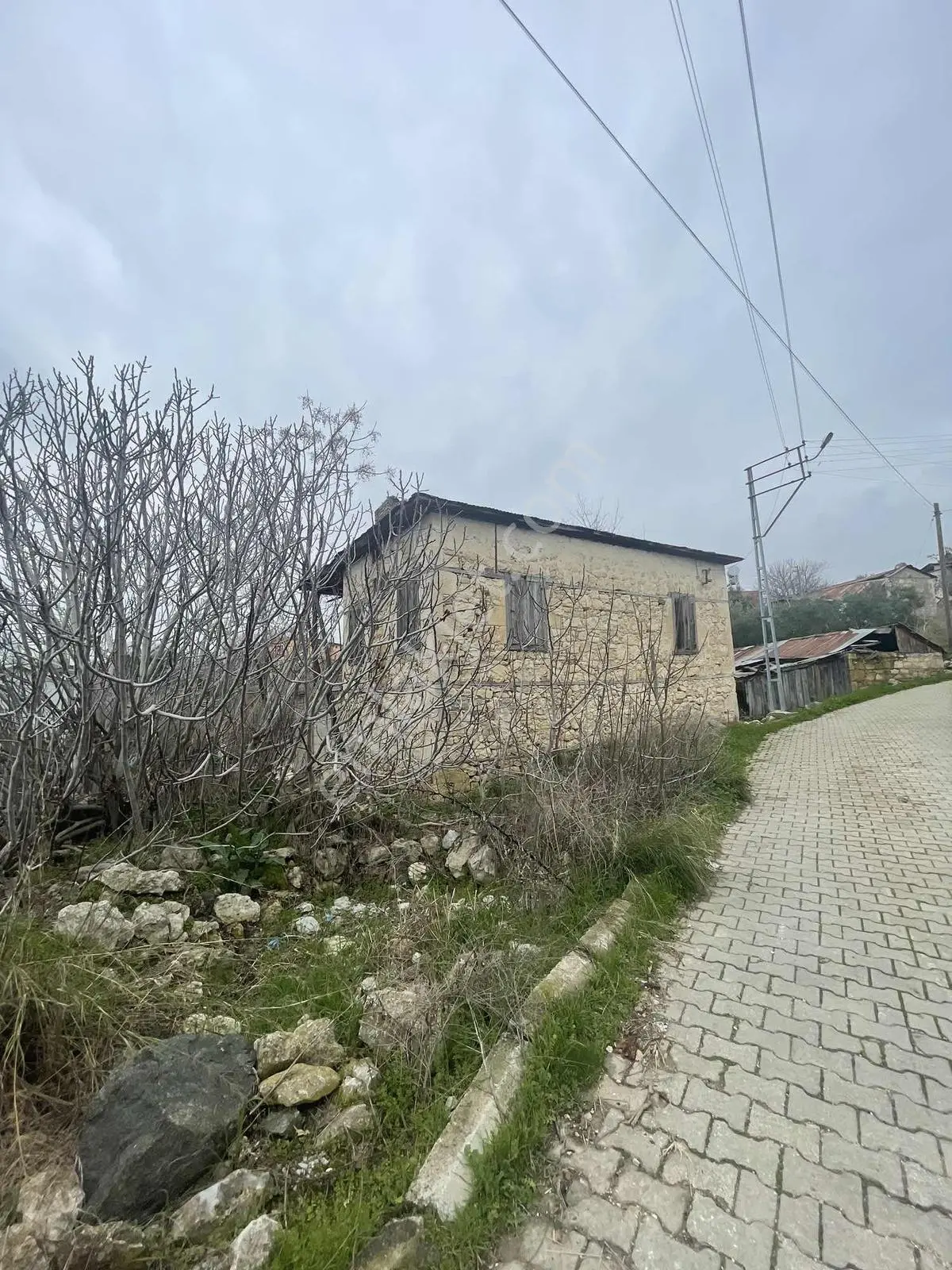 (tek Yetkili) Kadim'den Kuzucubelende Ana Yola Yakın Yayla Evi