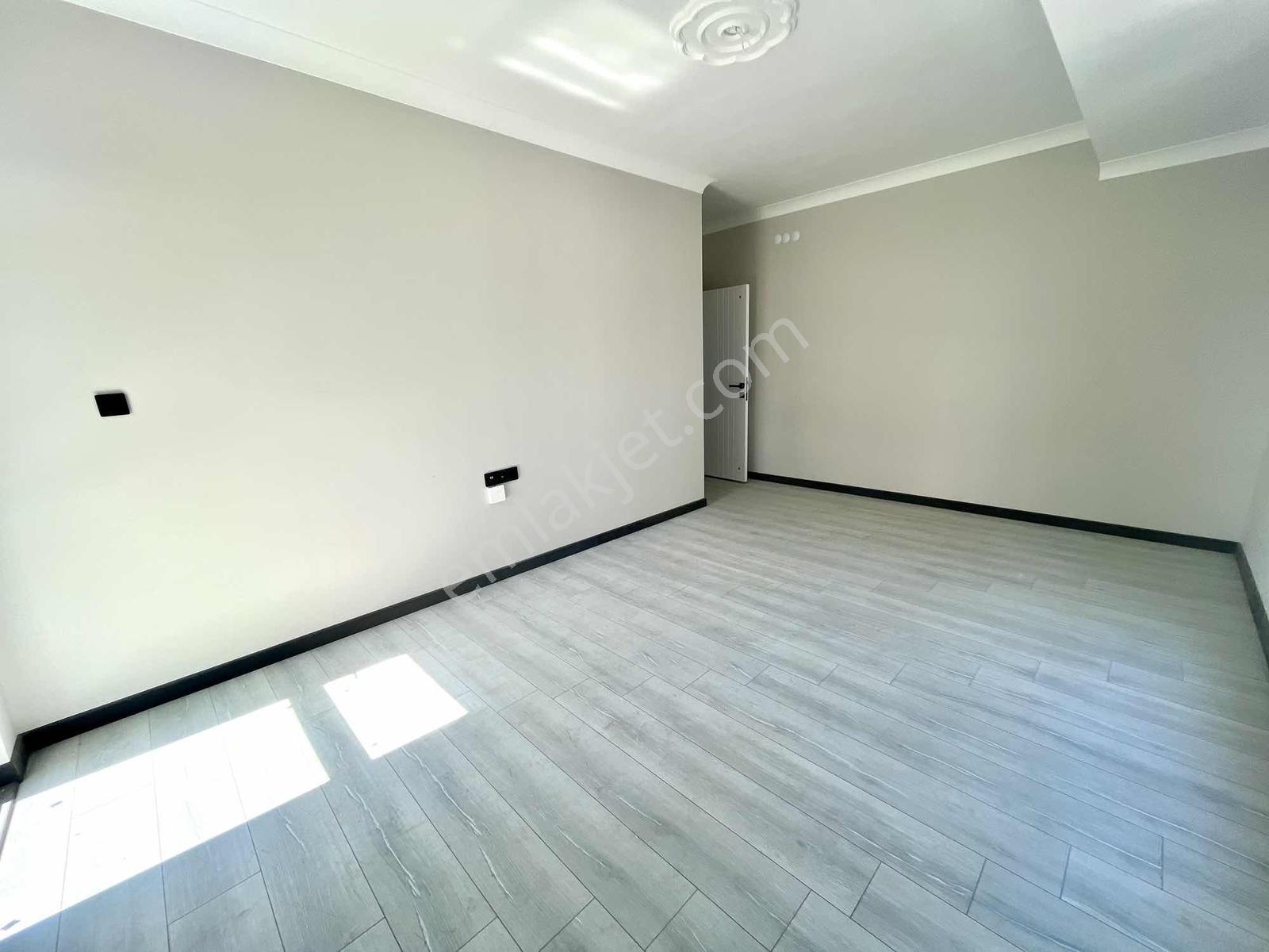 Avantaj'dan Şahapgürler'de Full Yapılı Ara Katta 3+1 Sıfır Daire - Görsel 26