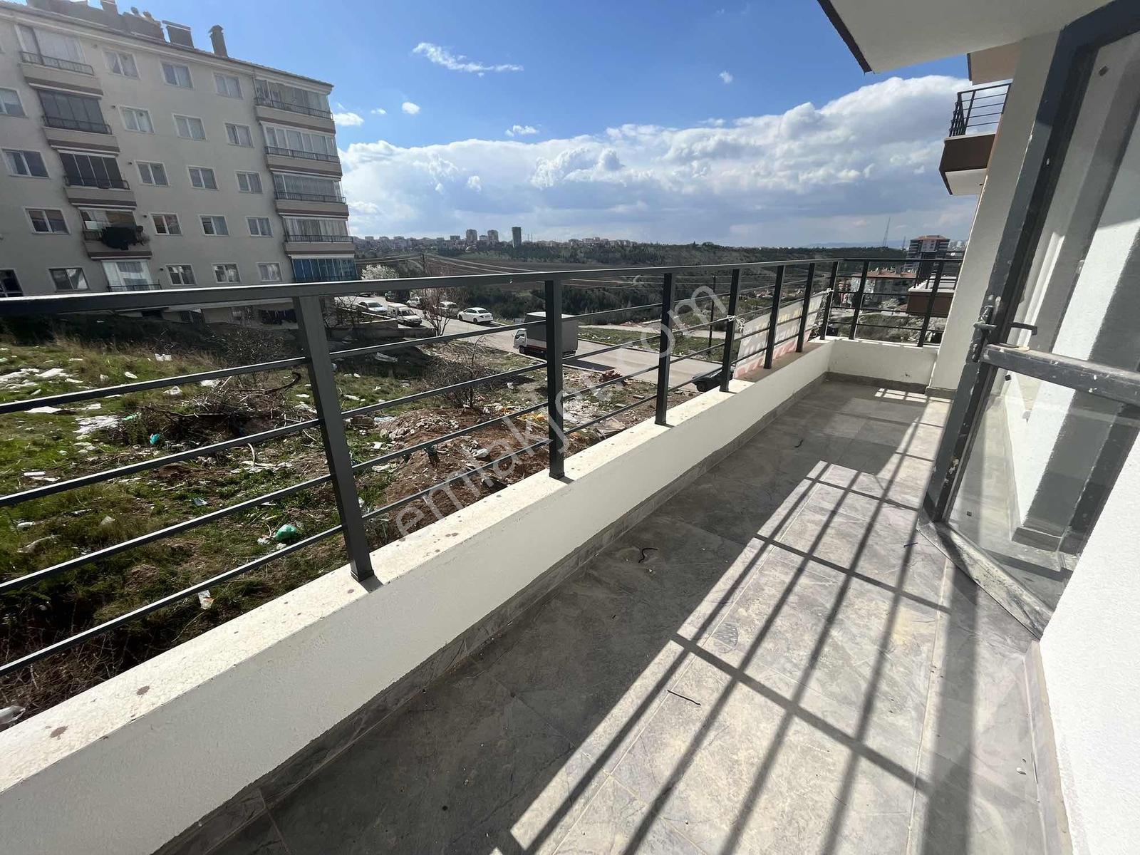 Avantaj'dan Şahapgürler'de Full Yapılı Ara Katta 3+1 Sıfır Daire - Görsel 24