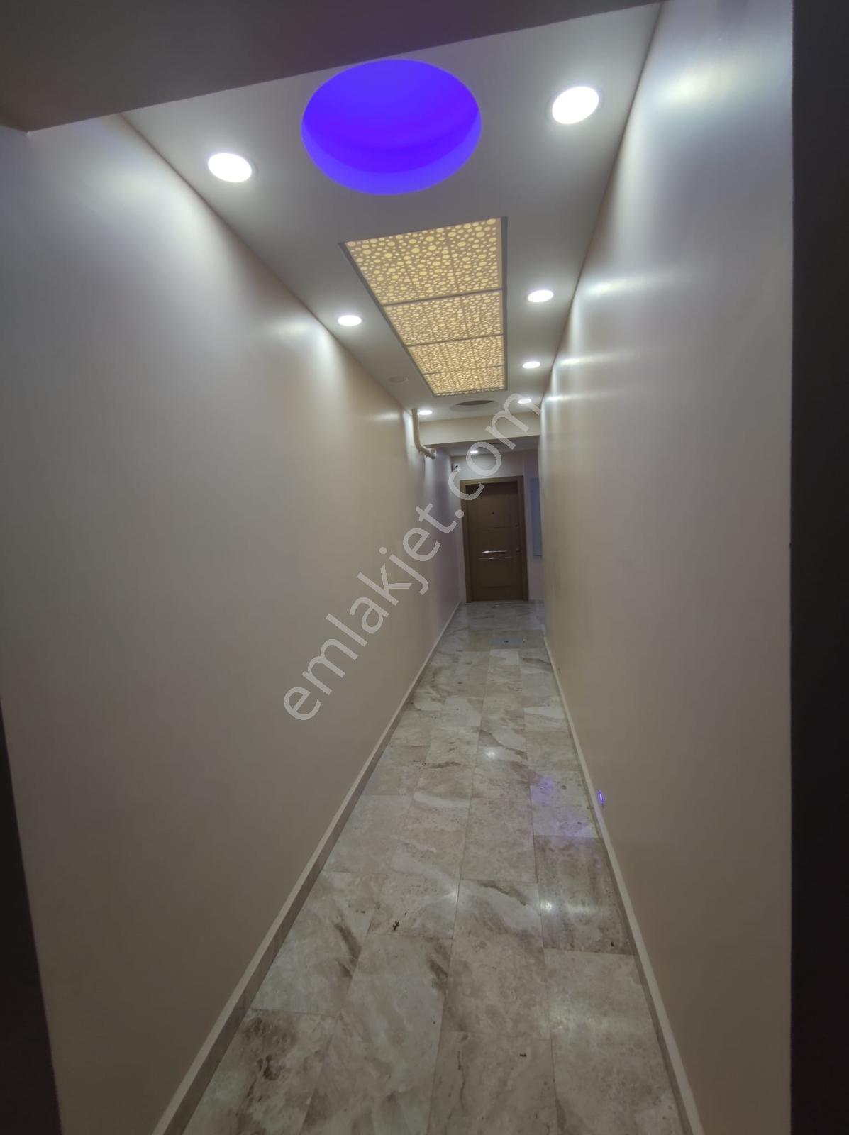 Q'zen Den Pazaryeri Arkasında Site İçerisinde 135 M2 3+1 - Görsel 25
