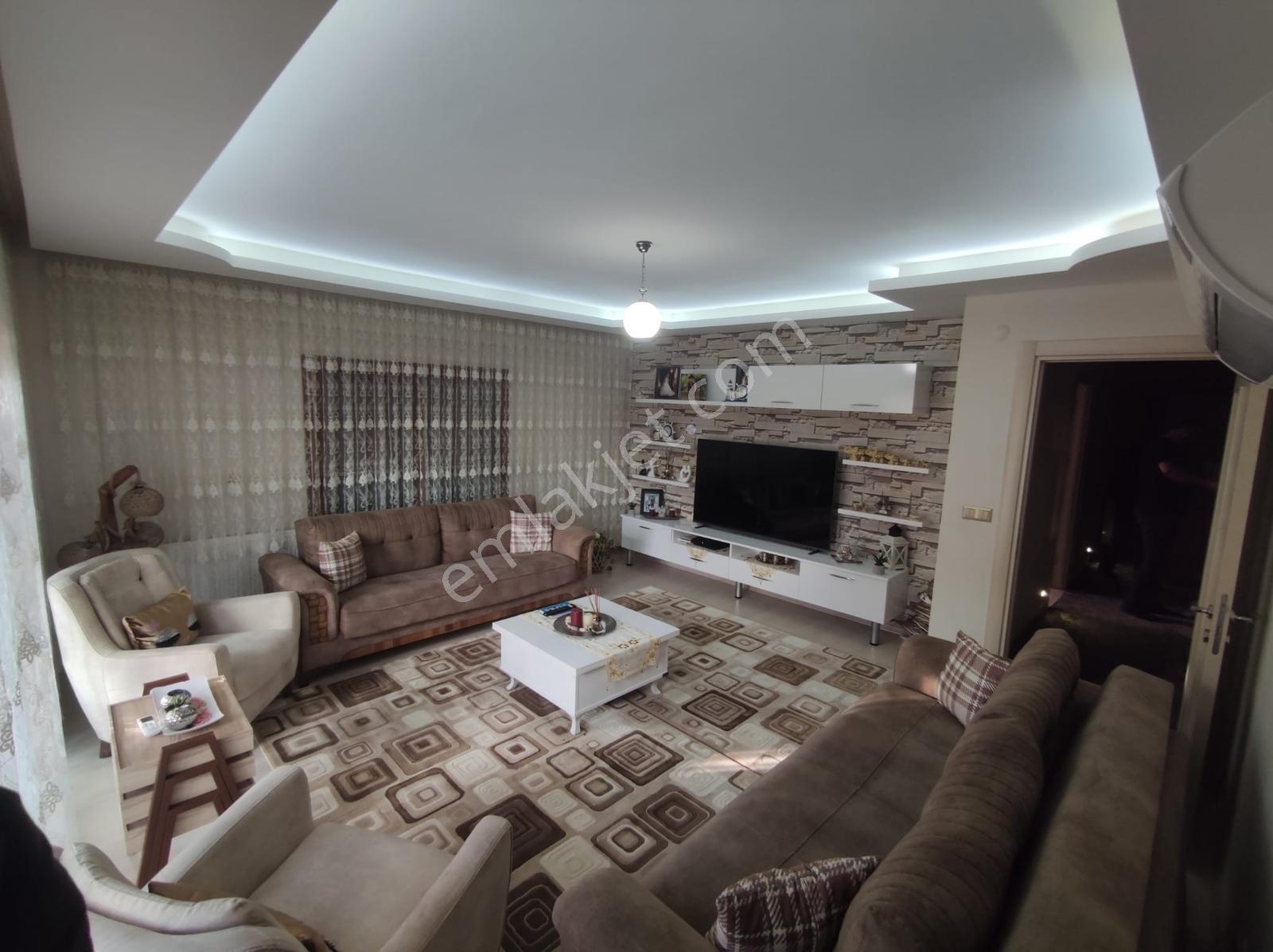 Q'zen Den Pazaryeri Arkasında Site İçerisinde 135 M2 3+1 - Görsel 4