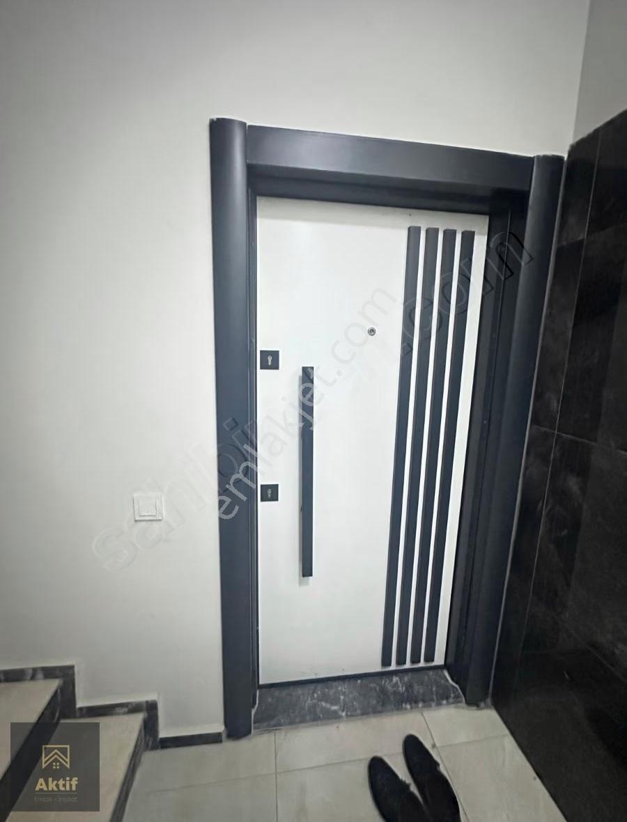 Satılık....tramvaya Yakın Masrafsız Kiracılı Yatırımlı 1+1 Giriş