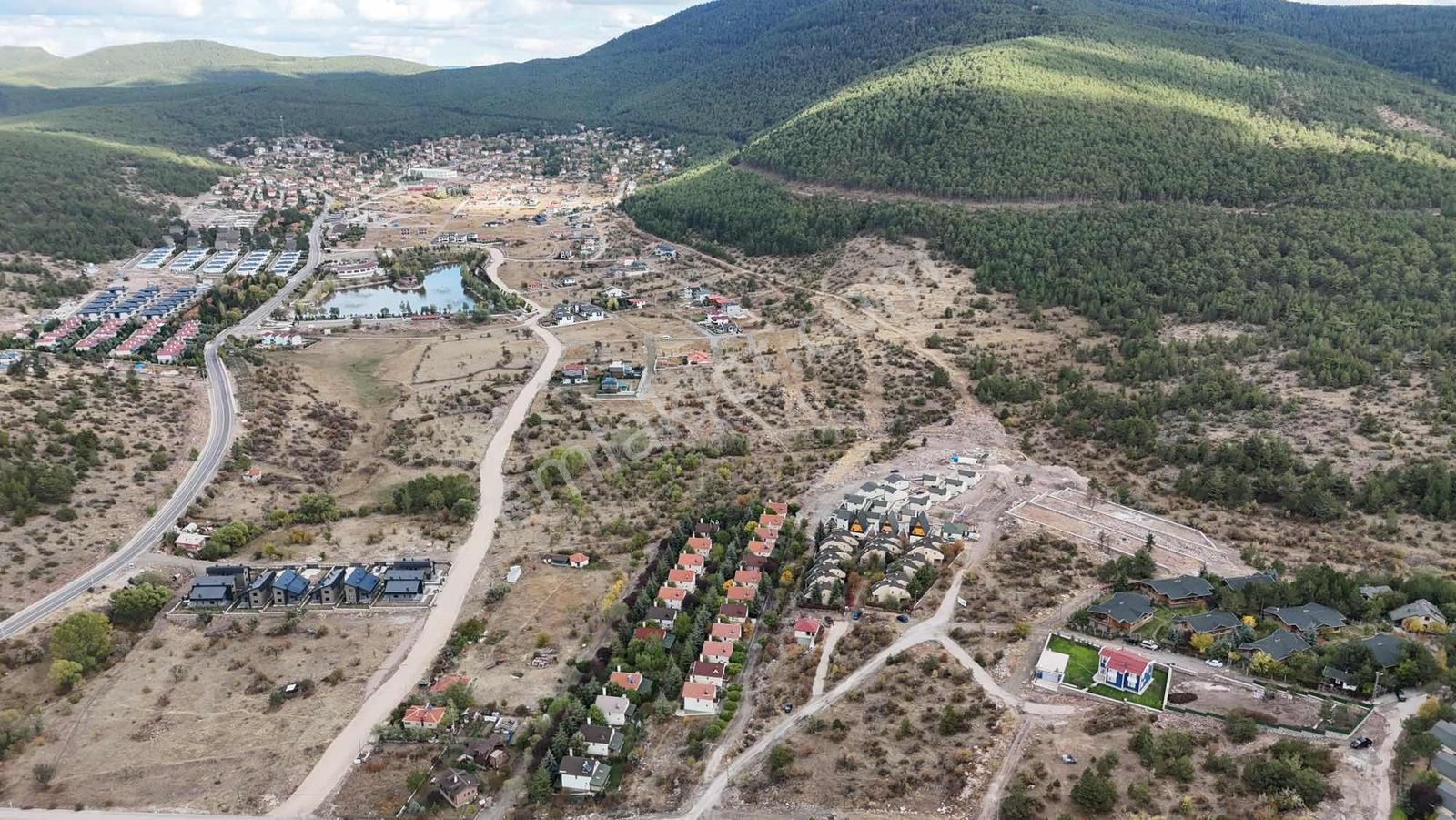 Çamlıdere Yayla'da Göl Manzaralı Önü Açık 400m2 Fırsat Arsa - Görsel 17