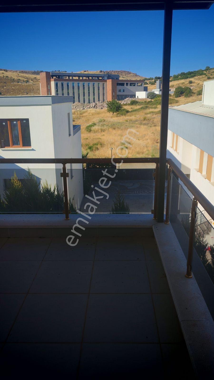 Salimbey Mahallesinde Satılık 4+1 170 M2 Dubleks Villa - Görsel 18