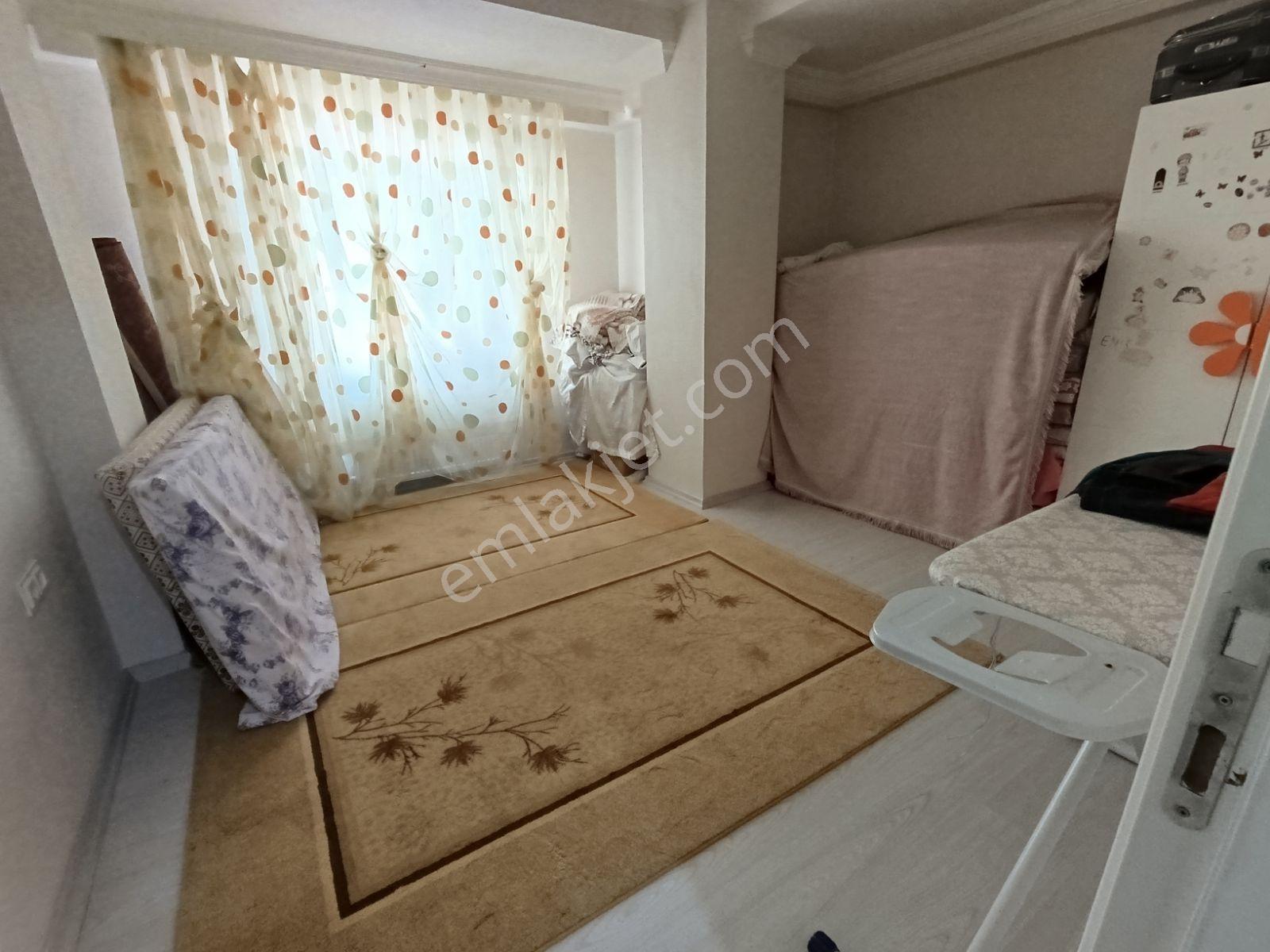 Yekmal'de Acil Satılık Ara Kat Daire - Görsel 4