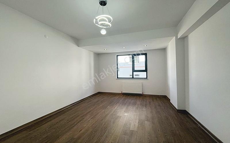 Yenikent Emlak'tan Ada Mutfaklı Satılık 3+1 Köşe Başı Daire - Görsel 16