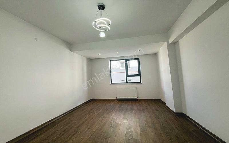 Yenikent Emlak'tan Ada Mutfaklı Satılık 3+1 Köşe Başı Daire - Görsel 24