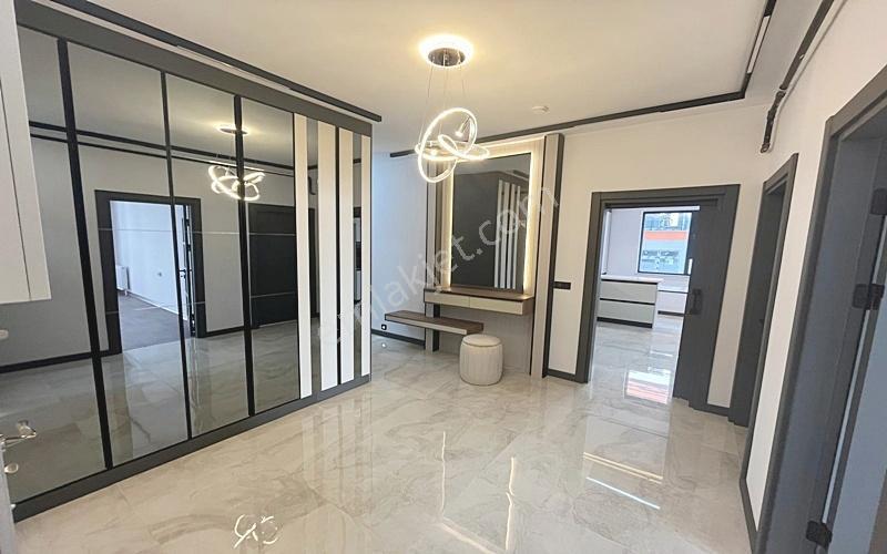 Yenikent Emlak'tan Ada Mutfaklı Satılık 3+1 Köşe Başı Daire - Görsel 33