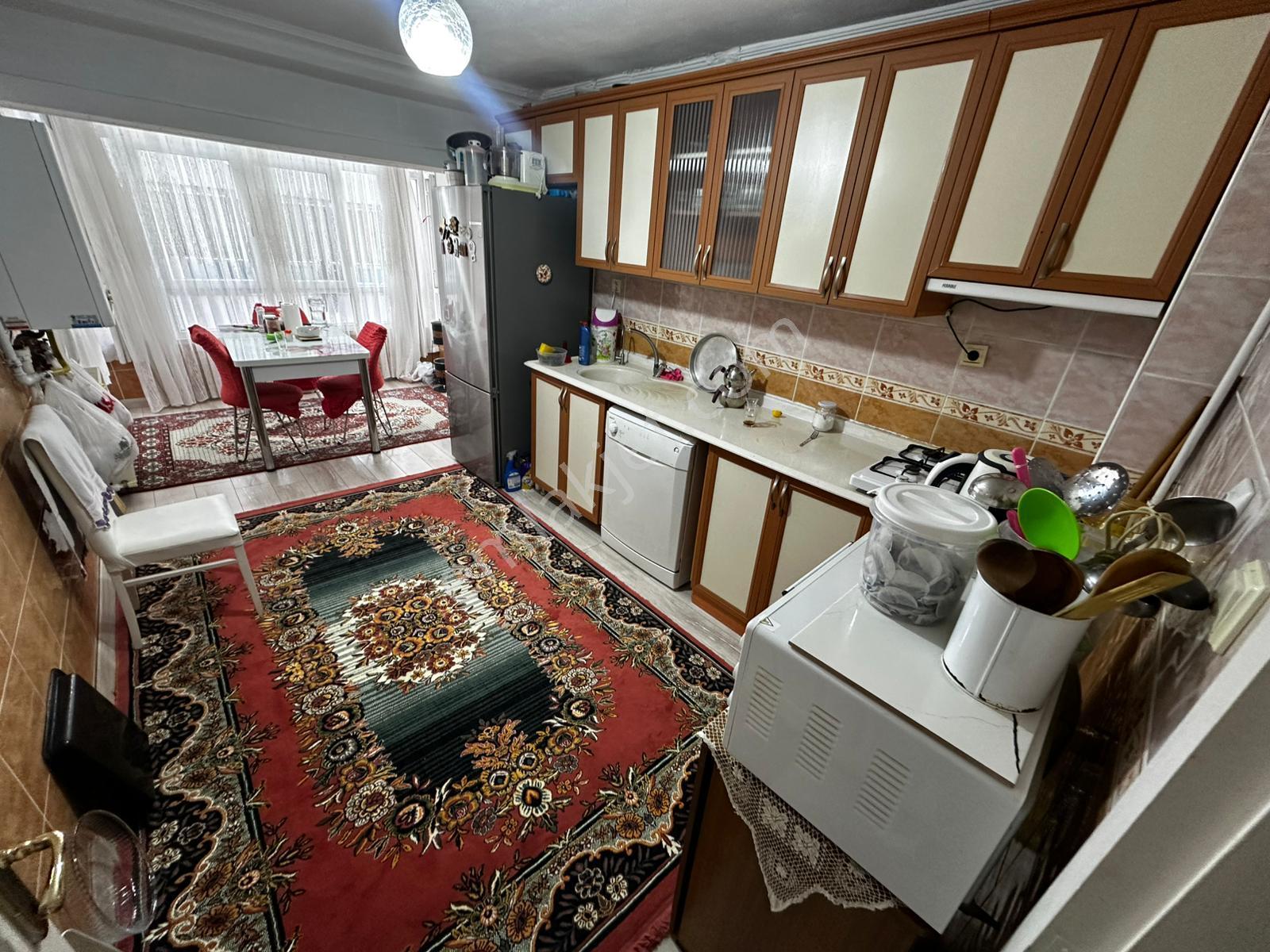 Hayal^den Pınarbaşı'nda 270m²^harika Konumlu^5+1 Teras!