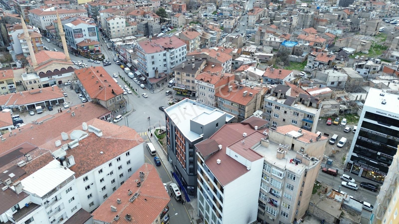 Çarşı Merkezinde 75 M² 2+0 Kiralık Ofis & İşyeri Merkezi Konum - Görsel 3