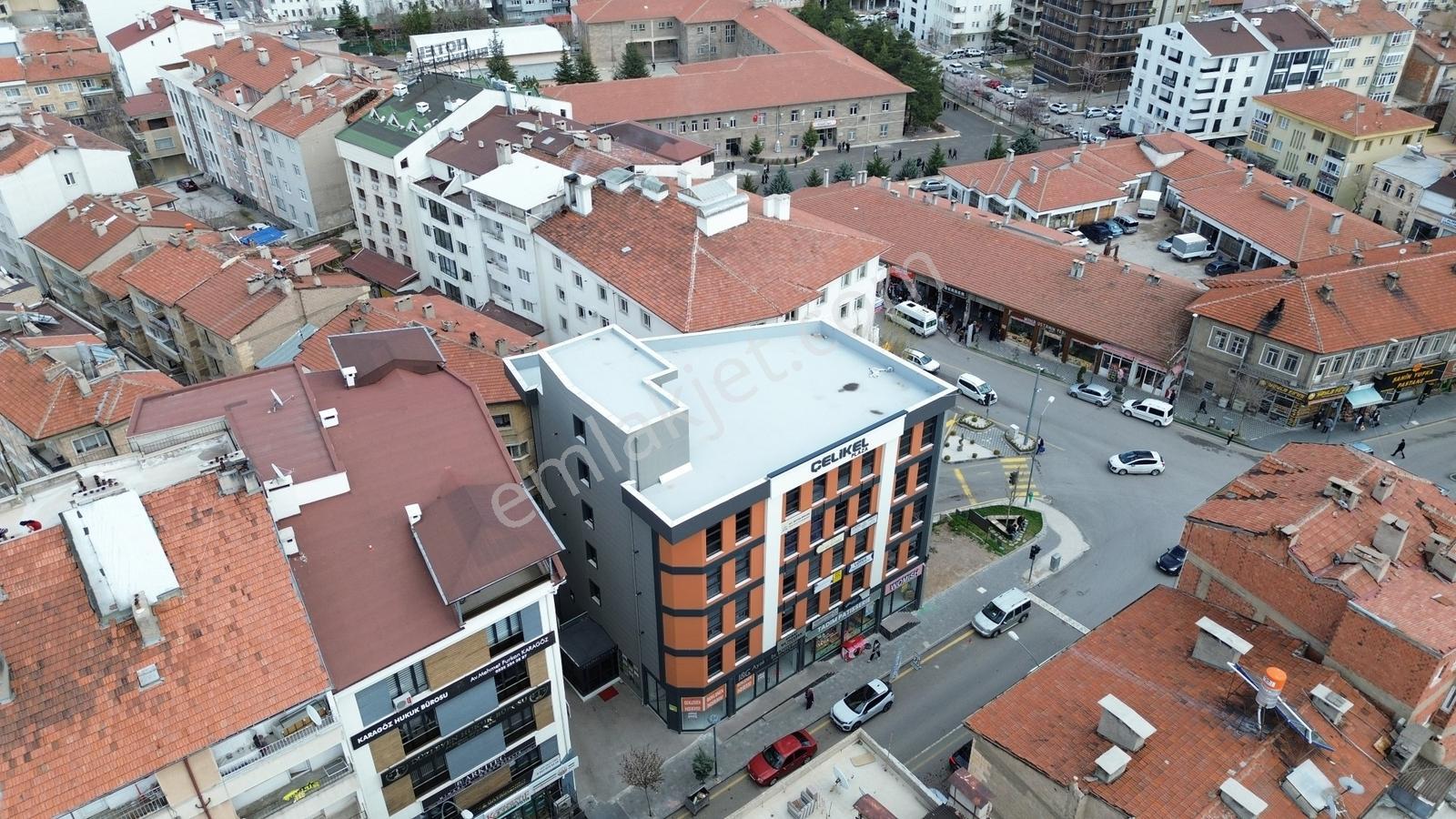 Çarşı Merkezinde 75 M² 2+0 Kiralık Ofis & İşyeri Merkezi Konum - Görsel 2