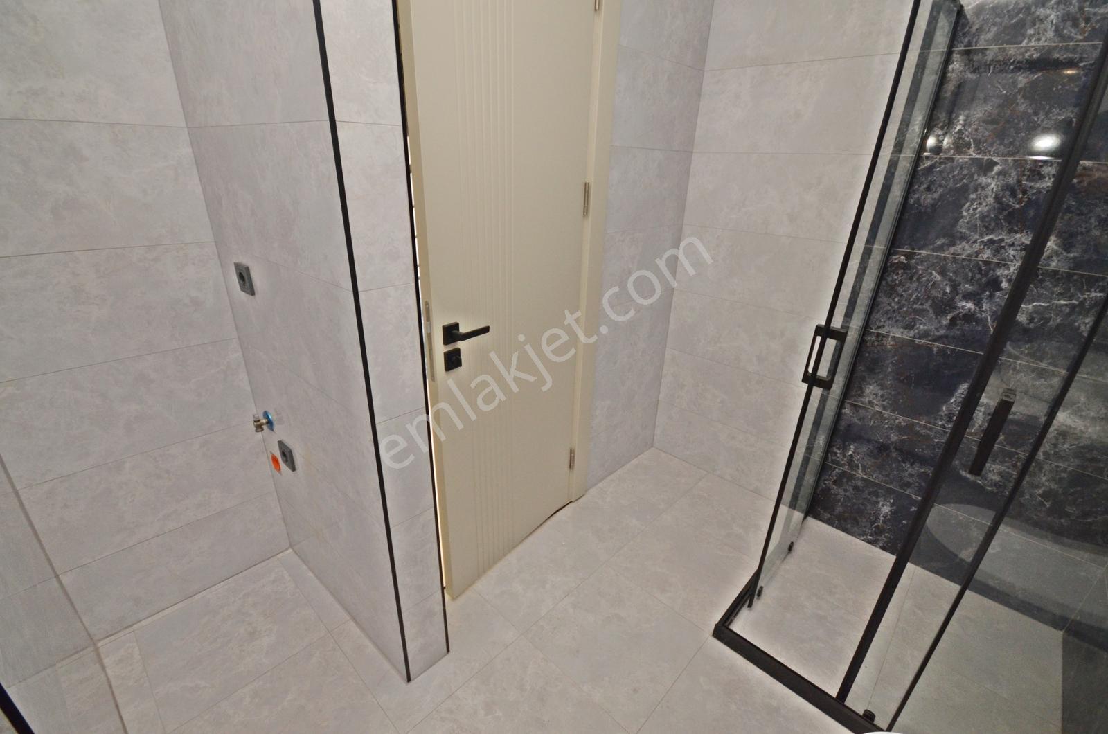 Demirtaş'da Satılık 3+1 Dubleks Daire Manzaralı Kapalı Havuzlu - Görsel 23