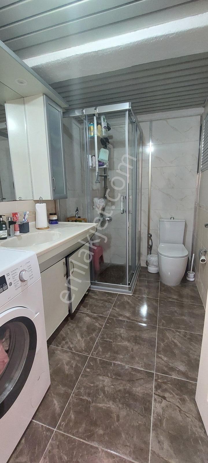 Bayraklı Postacılarda Satılık 3+1 145m2 Daire Kanıt Emlaktan - Görsel 24