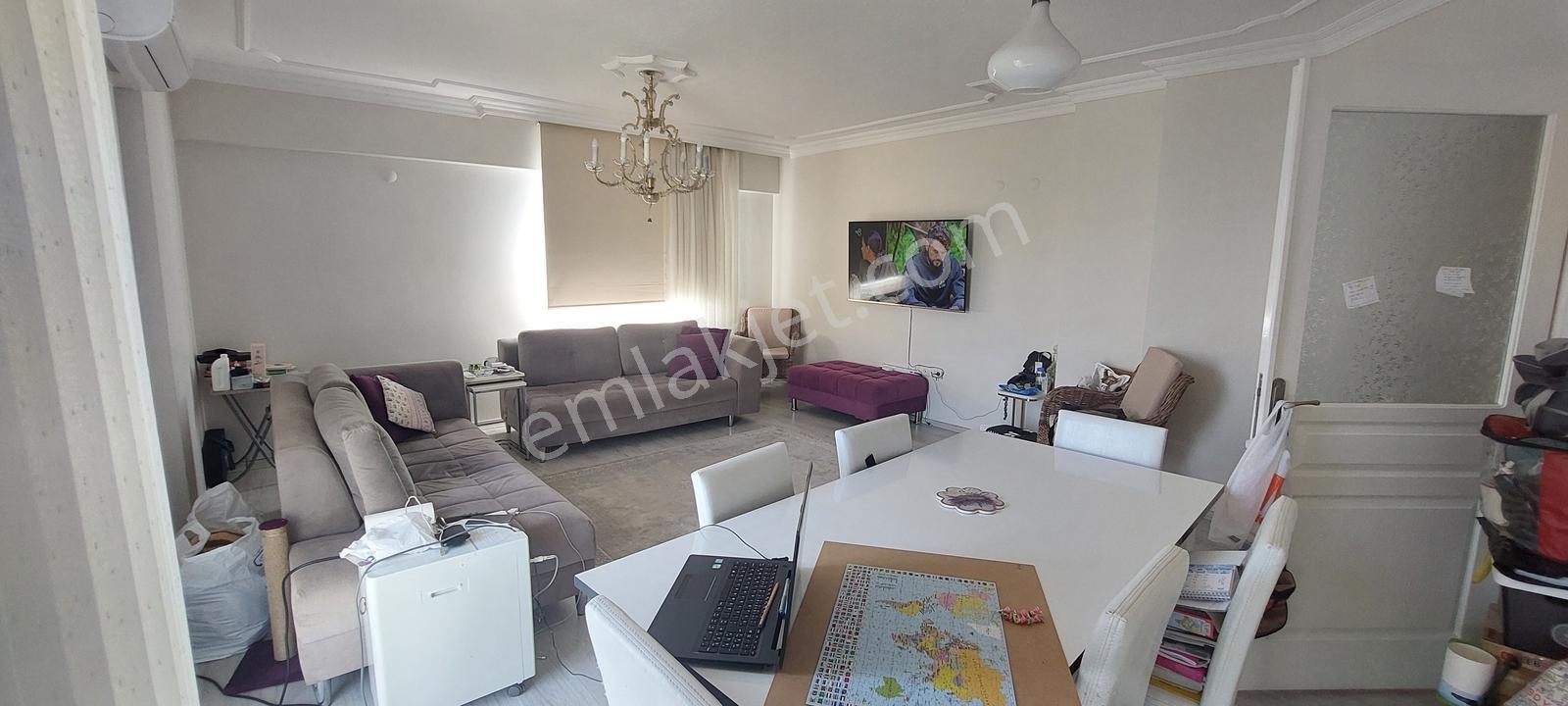 Bayraklı Postacılarda Satılık 3+1 145m2 Daire Kanıt Emlaktan - Görsel 4