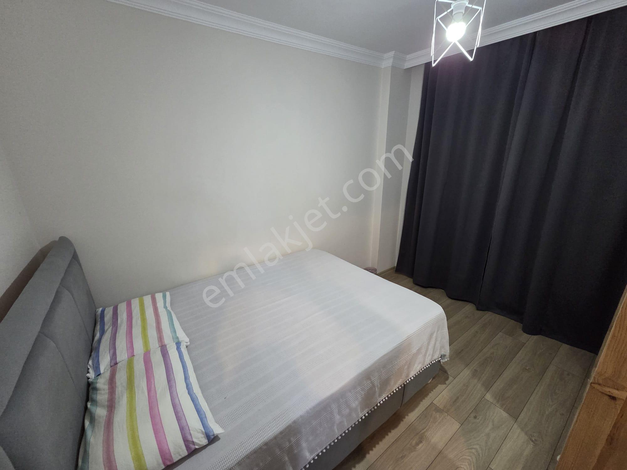 İlkbahar Dan Altınoluk Merkezde 3+1 Geniş Bahçeli Garajlı Villa - Görsel 15