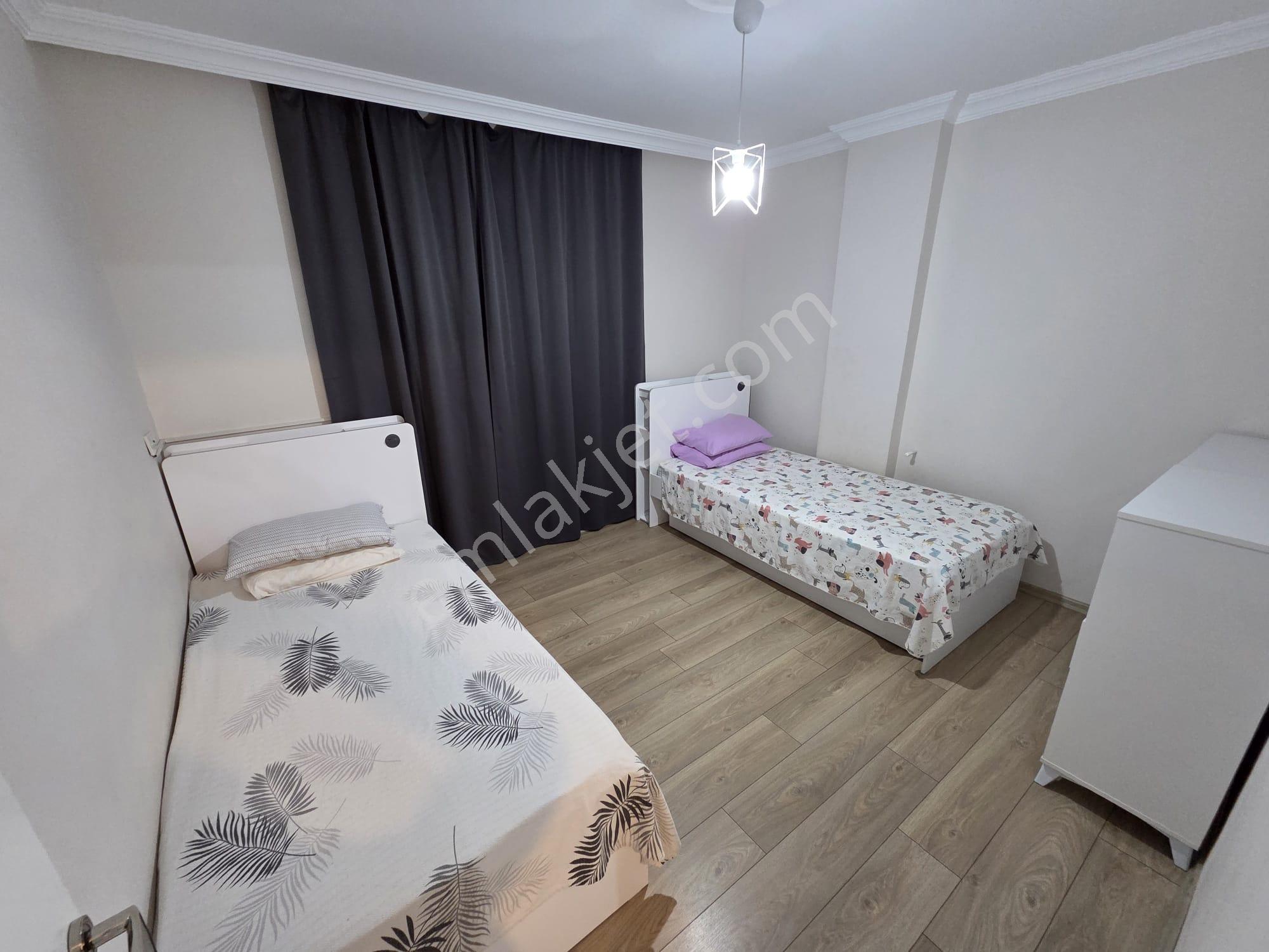 İlkbahar Dan Altınoluk Merkezde 3+1 Geniş Bahçeli Garajlı Villa - Görsel 17