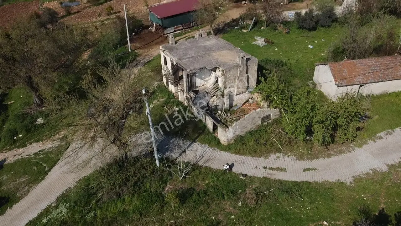 Uğur'dan Çamurköy'de Ev&bahçe Vasfında Yatırımlık Arazi - Görsel 3
