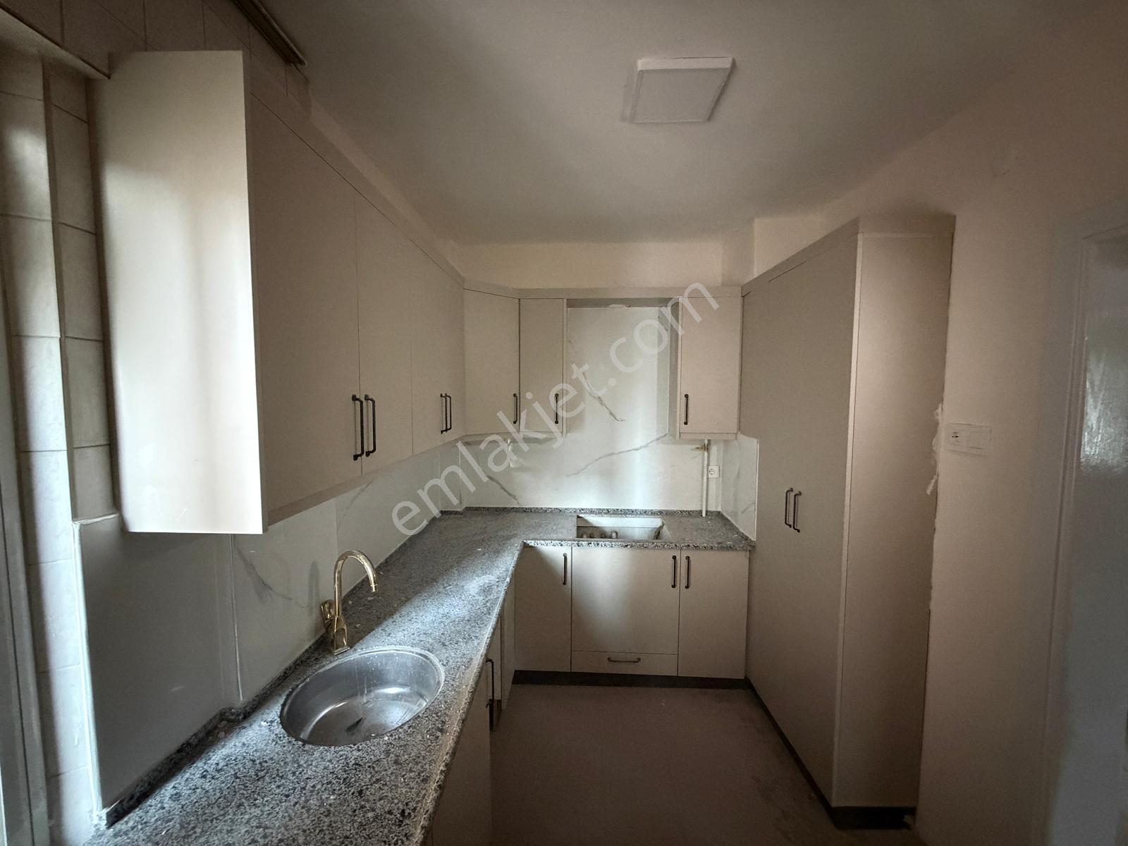 Cumhuriyet Mahallesinde Kiralık 3+1 Doğalgazlı Daire - Görsel 7