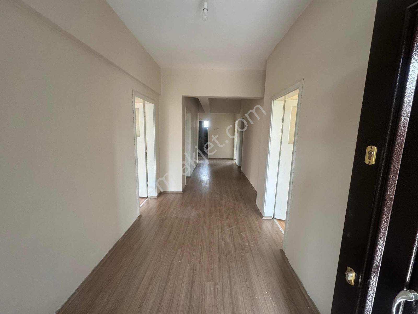Remax Dem'den Yeni Mahallede 627 M² 3 Kat İmarlı Arsa - Görsel 14