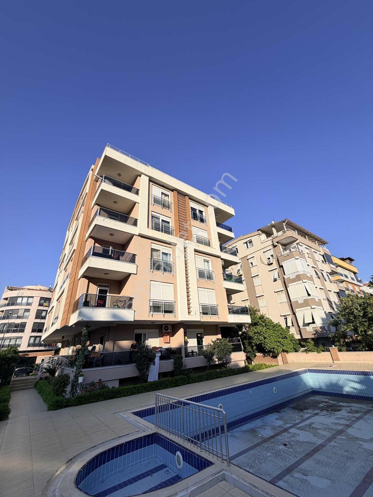 Poınt Invest'ten 2+1 Peker Resıdence Çift Banyo Denize 500m2 - Görsel 3