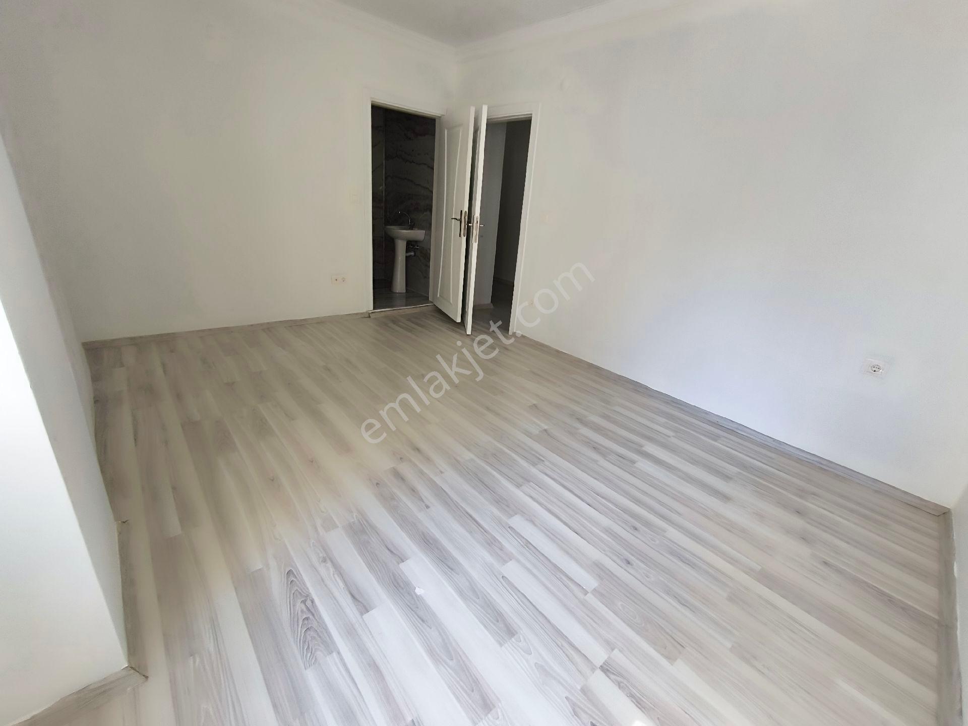 Armutlu Merkezde 3+1 Ebeveyn Banyolu - Görsel 14