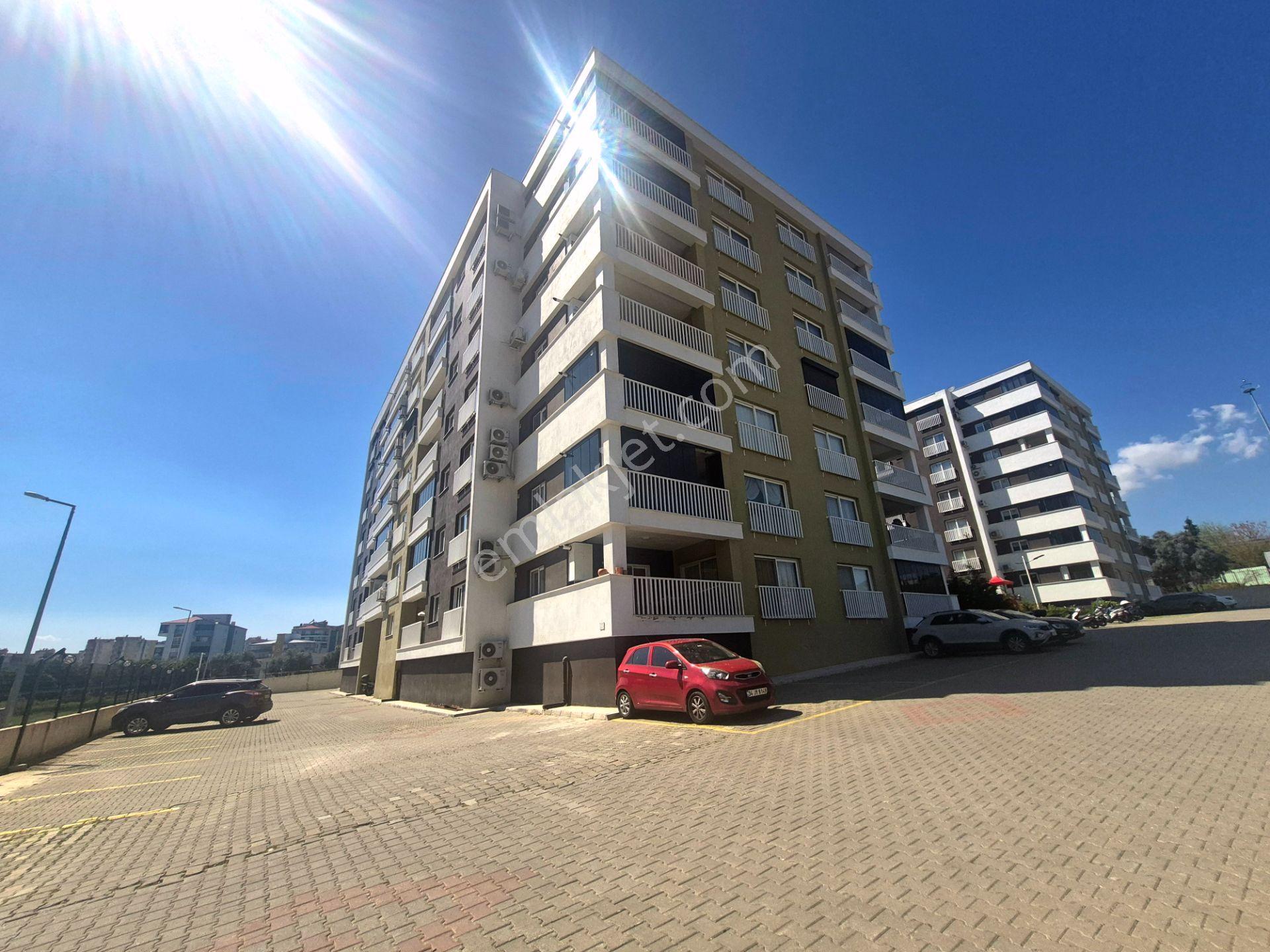 Yıldıztepe Mah.'de Havuzlu Site İçinde Ara Kat 3+1 Satılık Daire - Görsel 7