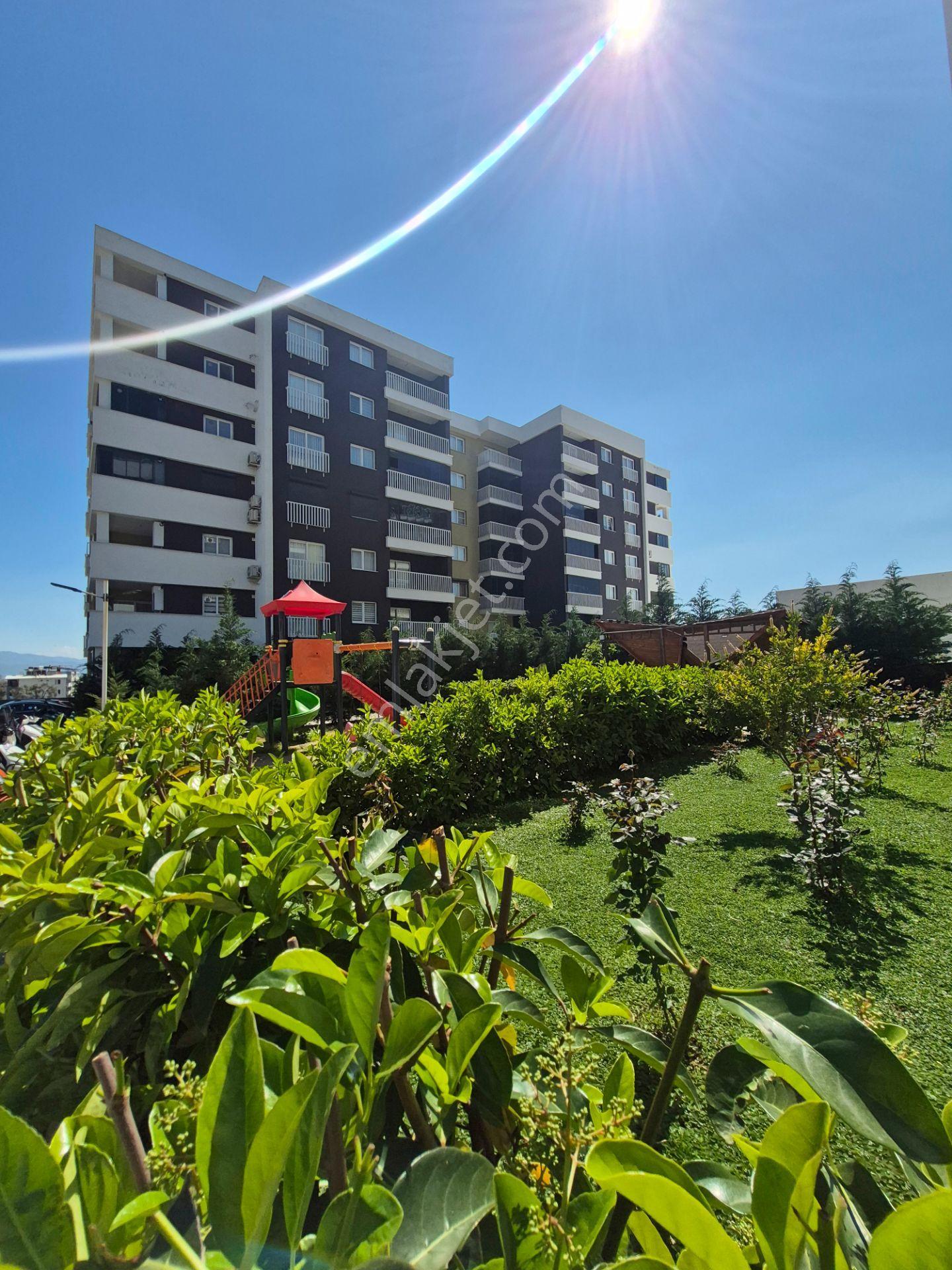 Yıldıztepe Mah.'de Havuzlu Site İçinde Ara Kat 3+1 Satılık Daire - Görsel 6