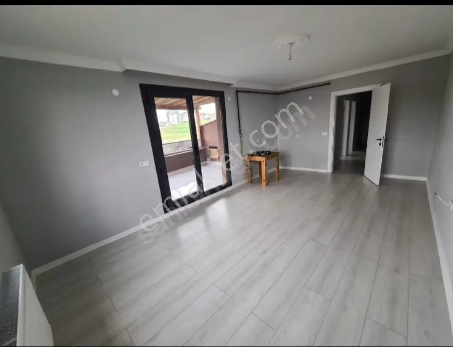 Temiz Dublex Yht Çevresi