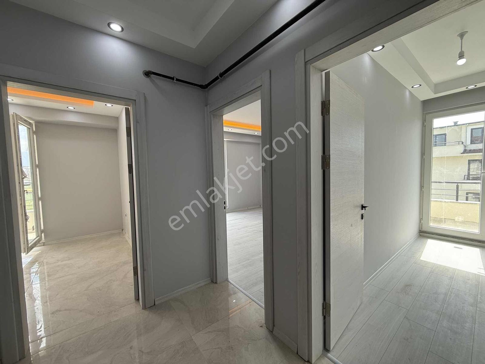 Fatih Sultan Mehmet Mahallesinde 3+1 Kiralık Çatı Dubleks - Görsel 12
