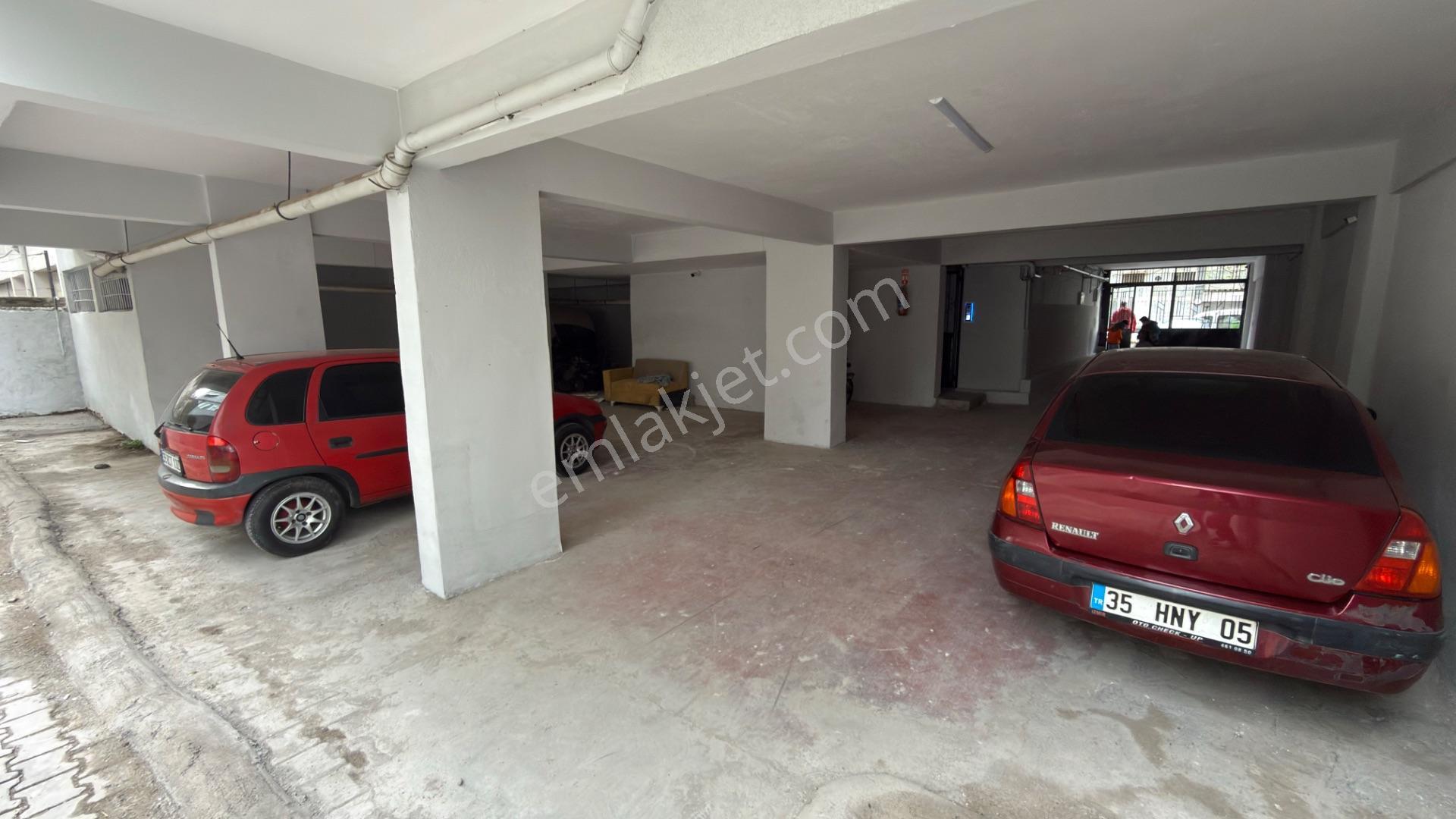 İzmir Karabağlar Güneşli Mah. İzmir Park Avm Arkası 3+1 Doğalgazlı Otoparklı Masrafsız Daire - Görsel 29