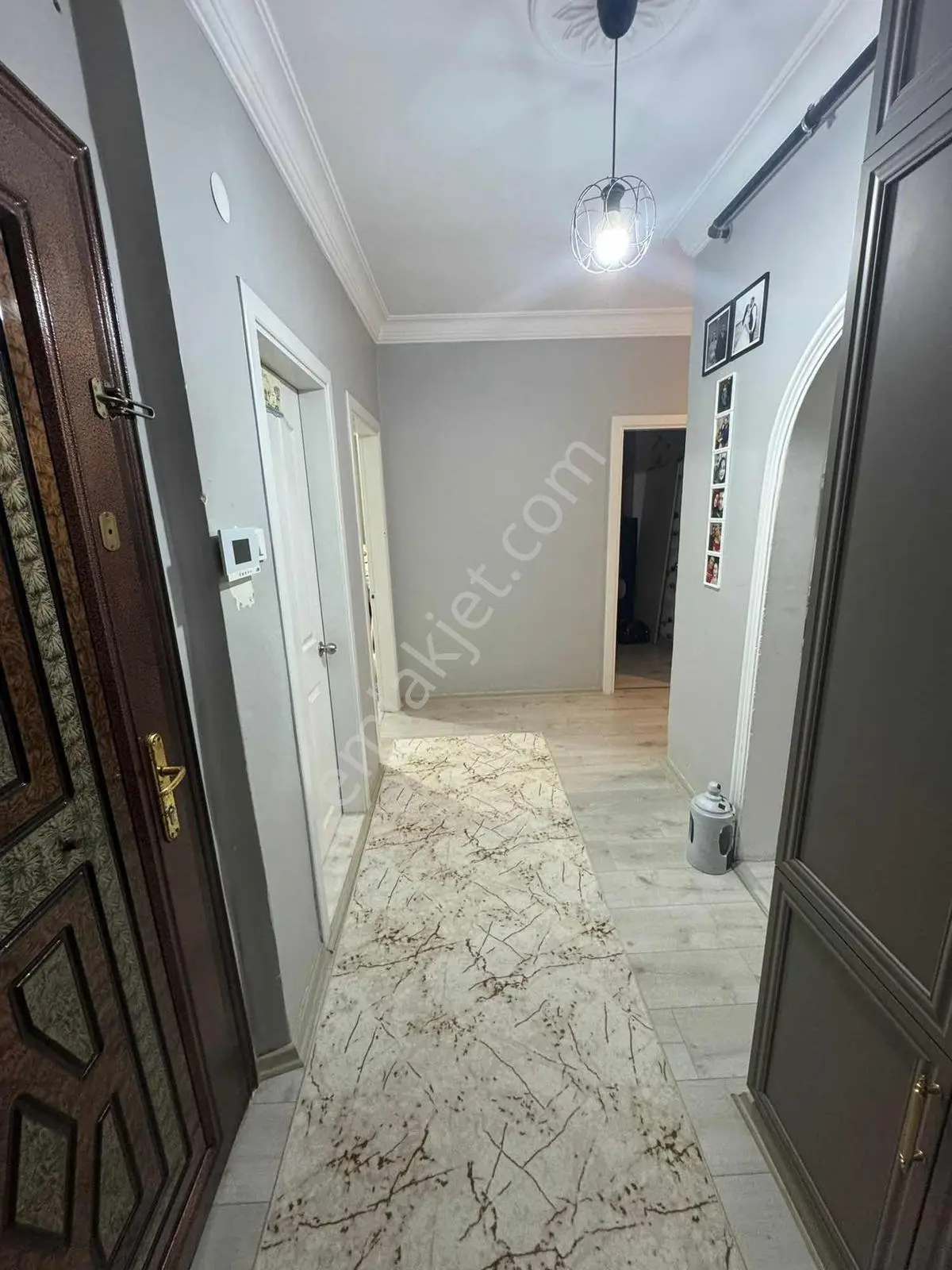 Belediye Karşısı Doğalgazlı Asansörlü Site İçinde 3+1 Daire - Görsel 3