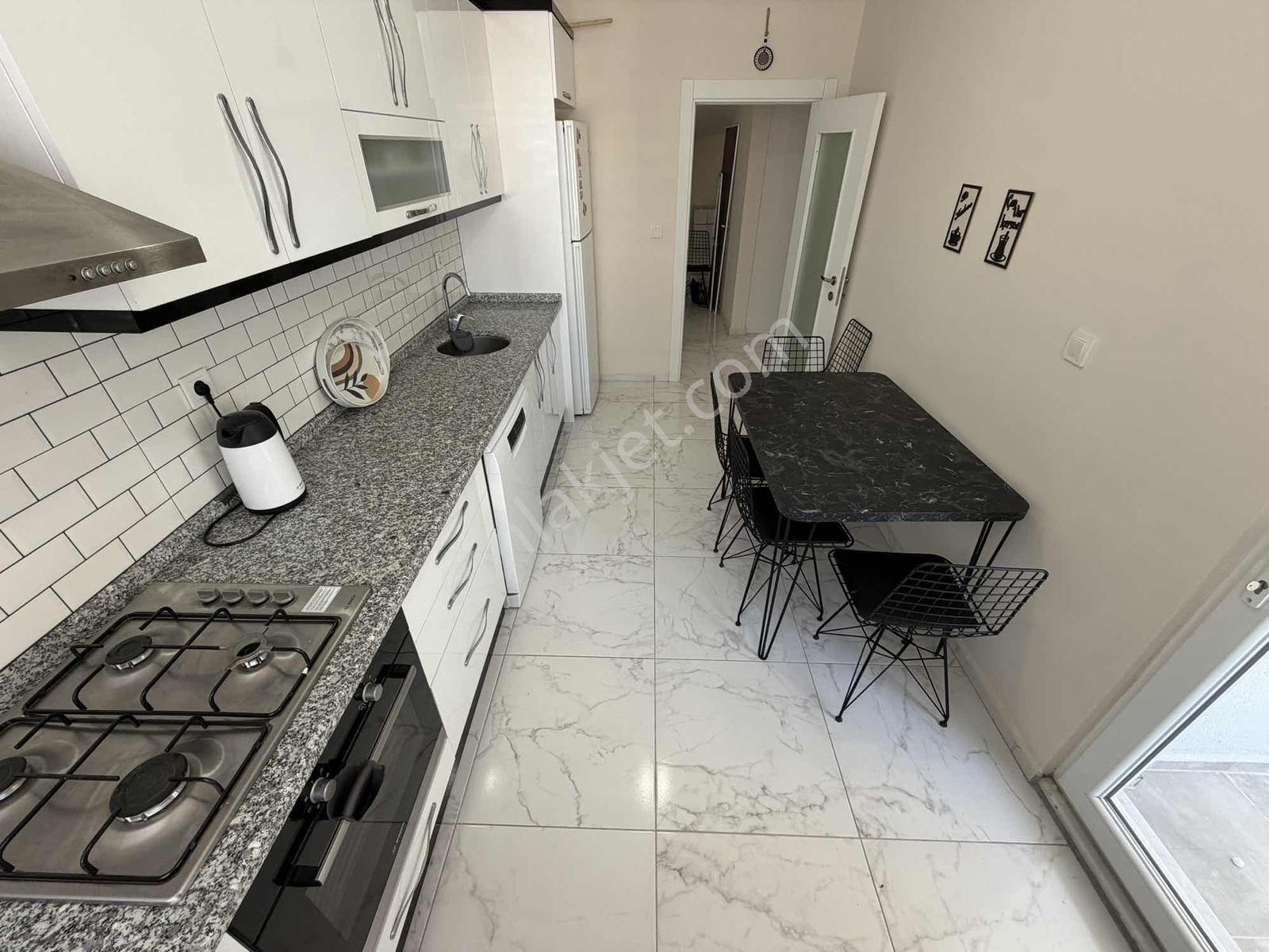 Onmax Merkez'de Satılık 5+1 300 M2 Ultra Geniş Lüx Dubleks Daire - Görsel 22