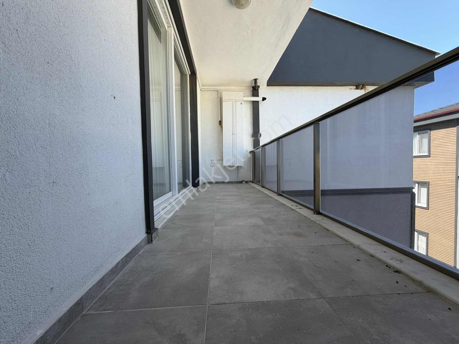 Onmax Merkez'de Satılık 5+1 300 M2 Ultra Geniş Lüx Dubleks Daire - Görsel 23