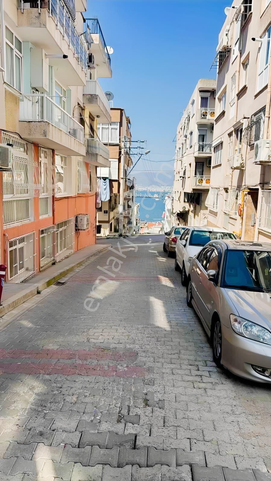 Hatay Noktada Yeni Bina 2 + 1 Asansörlü Çift Cepheli - Görsel 5