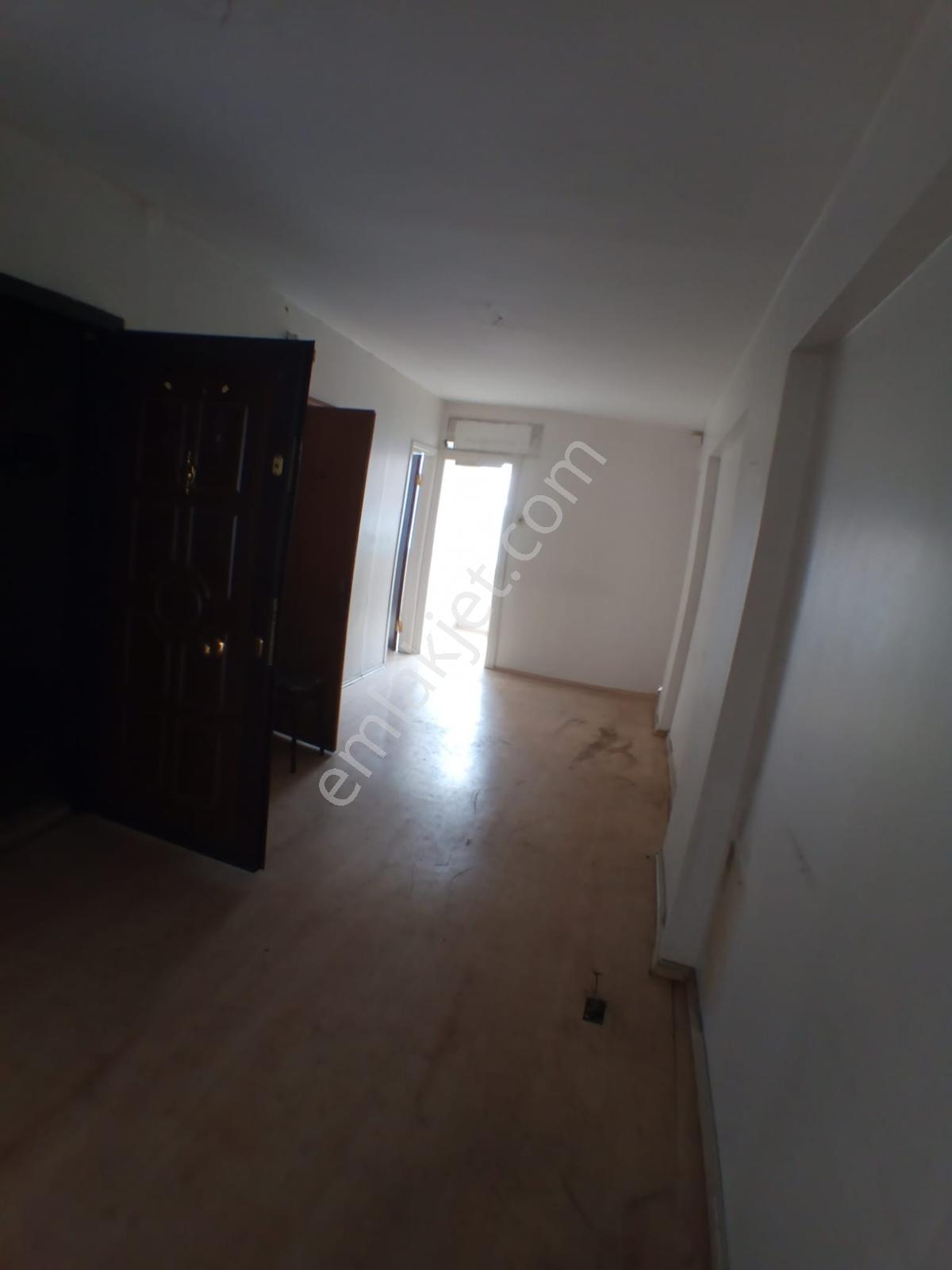 Kadıköy'de Merkezi Konumda 2+2, 53 M2 Wc, Mutfak, Balkonlu Ofis - Görsel 9