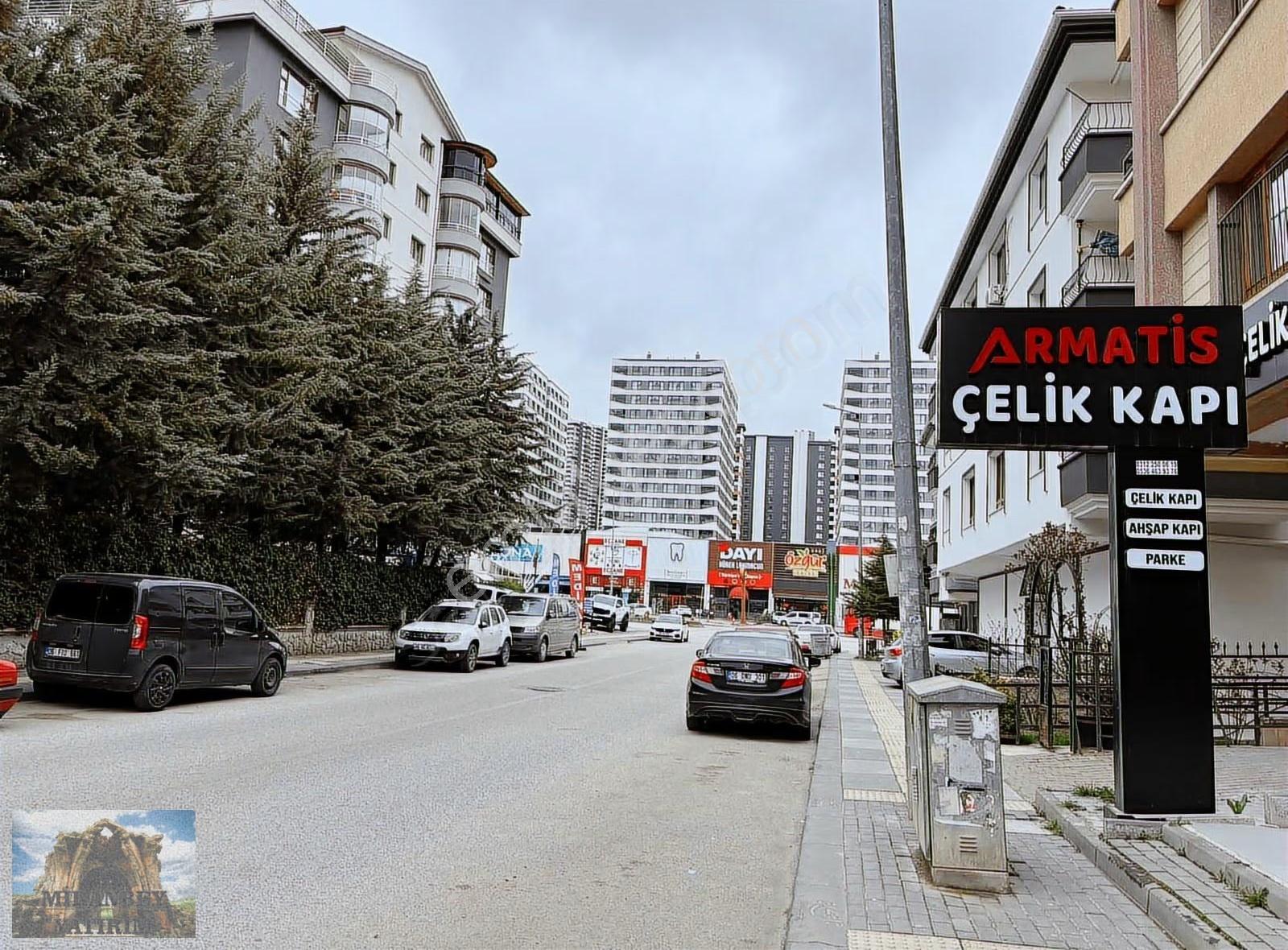 Sultan Fatih Cd.3 Bina Mesafede 30m2 Devren Ofis
