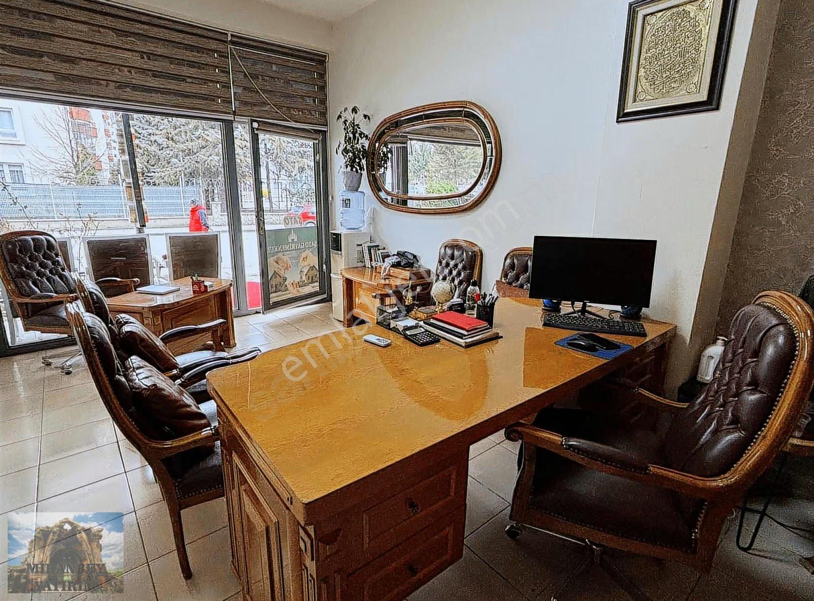 Sultan Fatih Cd.3 Bina Mesafede 30m2 Devren Ofis - Görsel 4