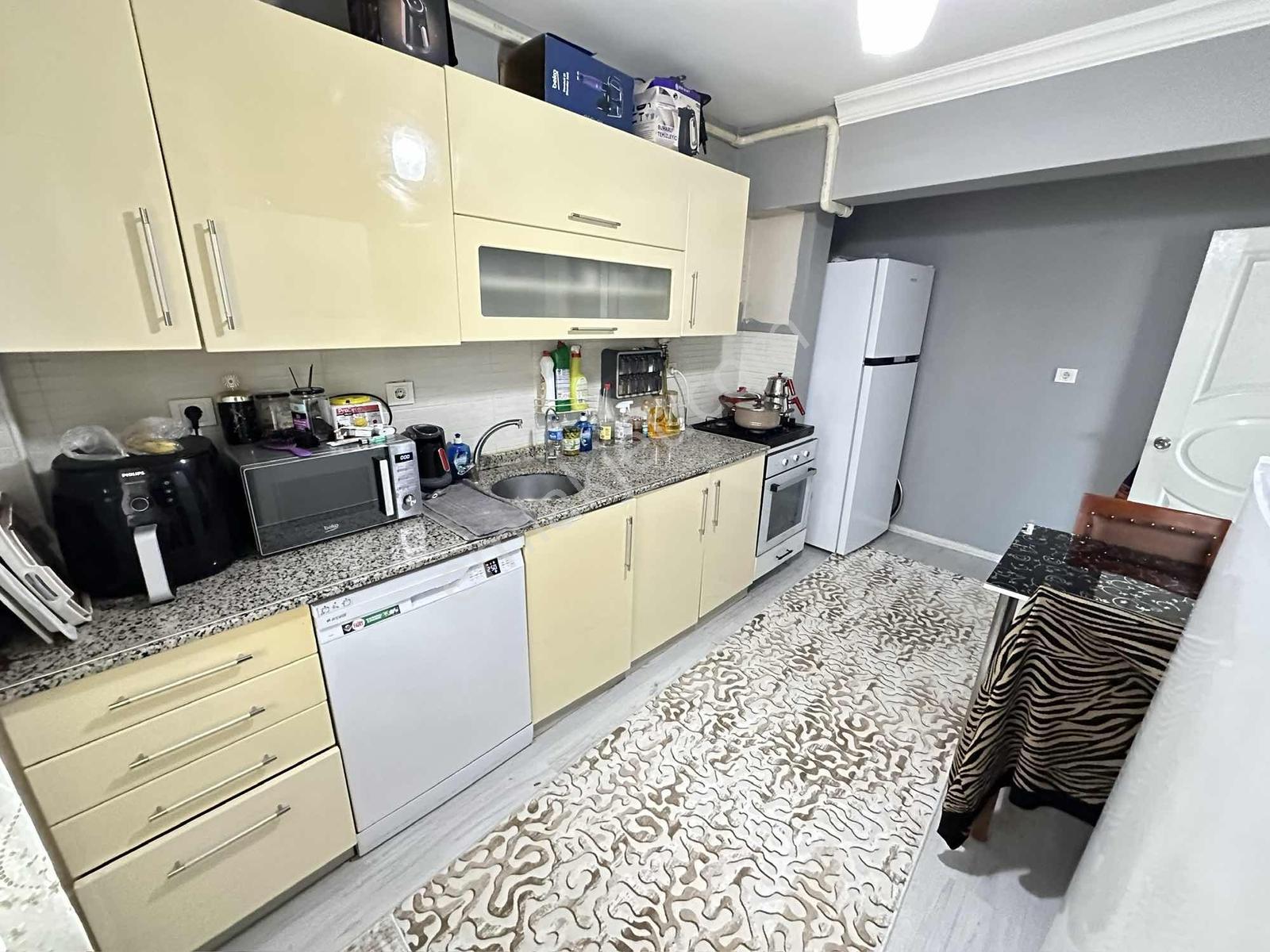 Karabağlar'da Site İçi 3+1 125 M2 Bakımlı Satılık Daire - Görsel 21