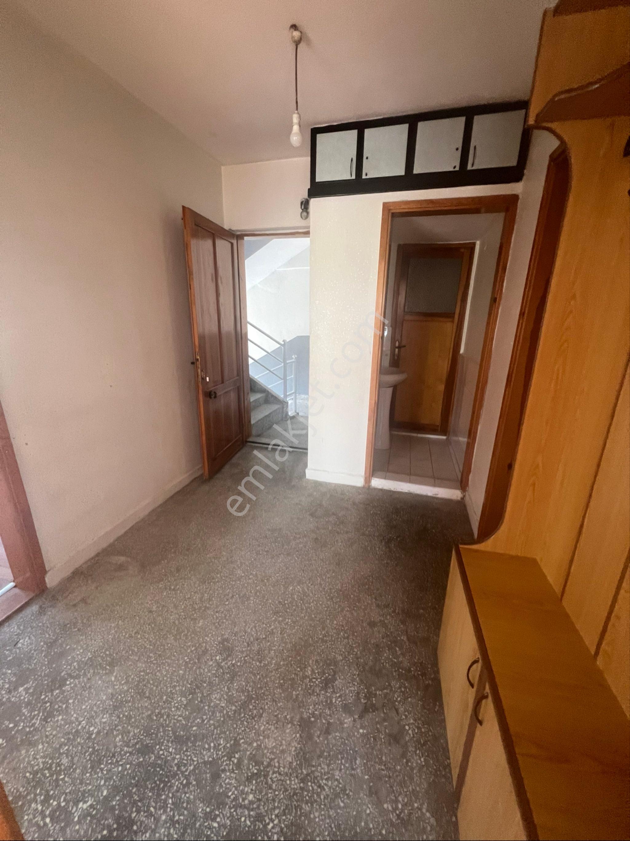 Kiralık Daire Fatih Mahallesi’nde 2 + 1 Yüksek Zemin Doğalgazlı - Görsel 10
