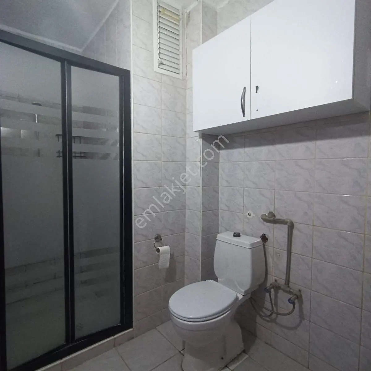 Kağıthane Merkezede Kiralık Büyük Balkonlu Manzaralı Daire - Görsel 4