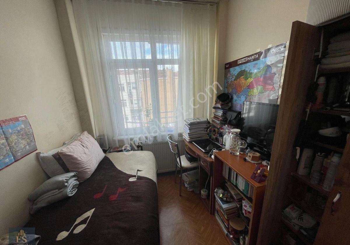 Es Gayrimenkul Cerrahpaşada Satılık Daire - Görsel 8