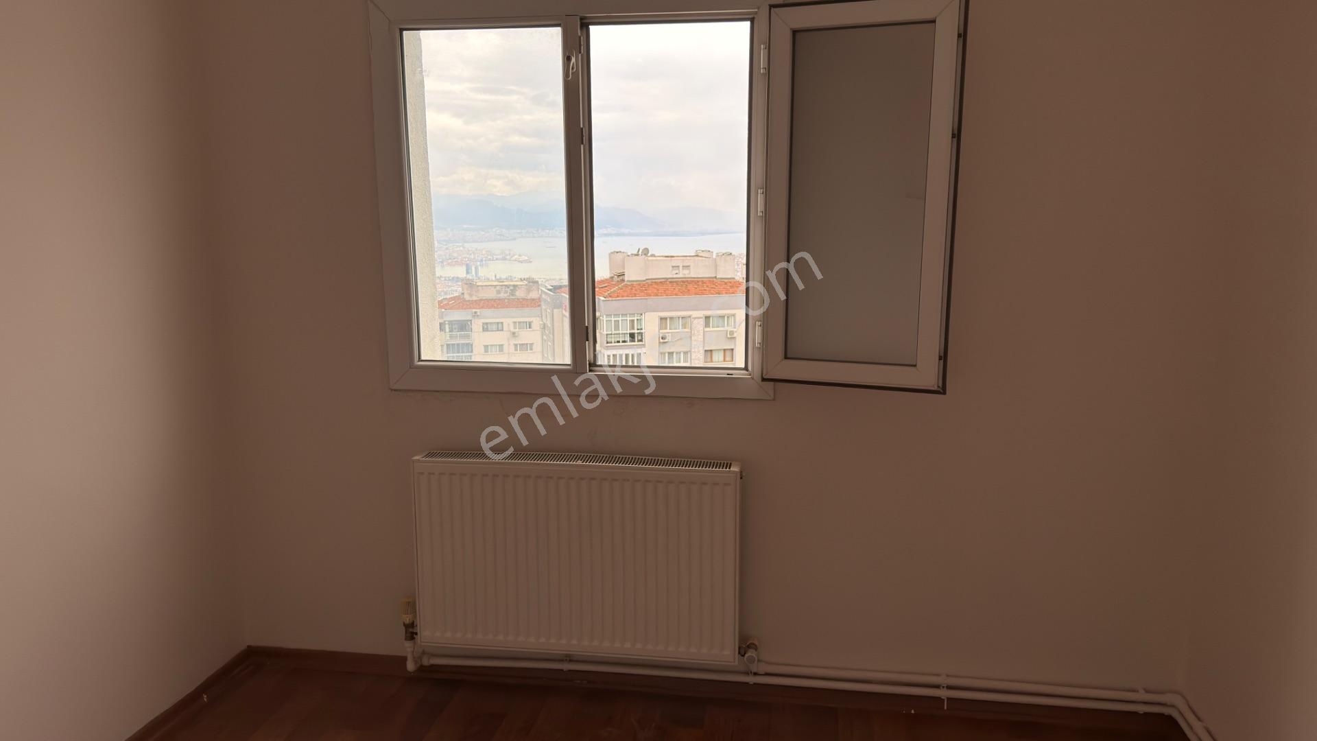 Evka-4 Son Durak’ta Deniz Manzaralı, Otoparklı, Doğalgazlı Bakımlı 2+1 Ara Kat Daire - Görsel 31
