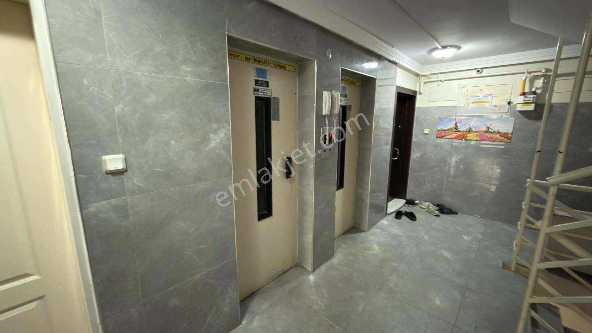 Evka-4 Son Durak’ta Deniz Manzaralı, Otoparklı, Doğalgazlı Bakımlı 2+1 Ara Kat Daire - Görsel 32