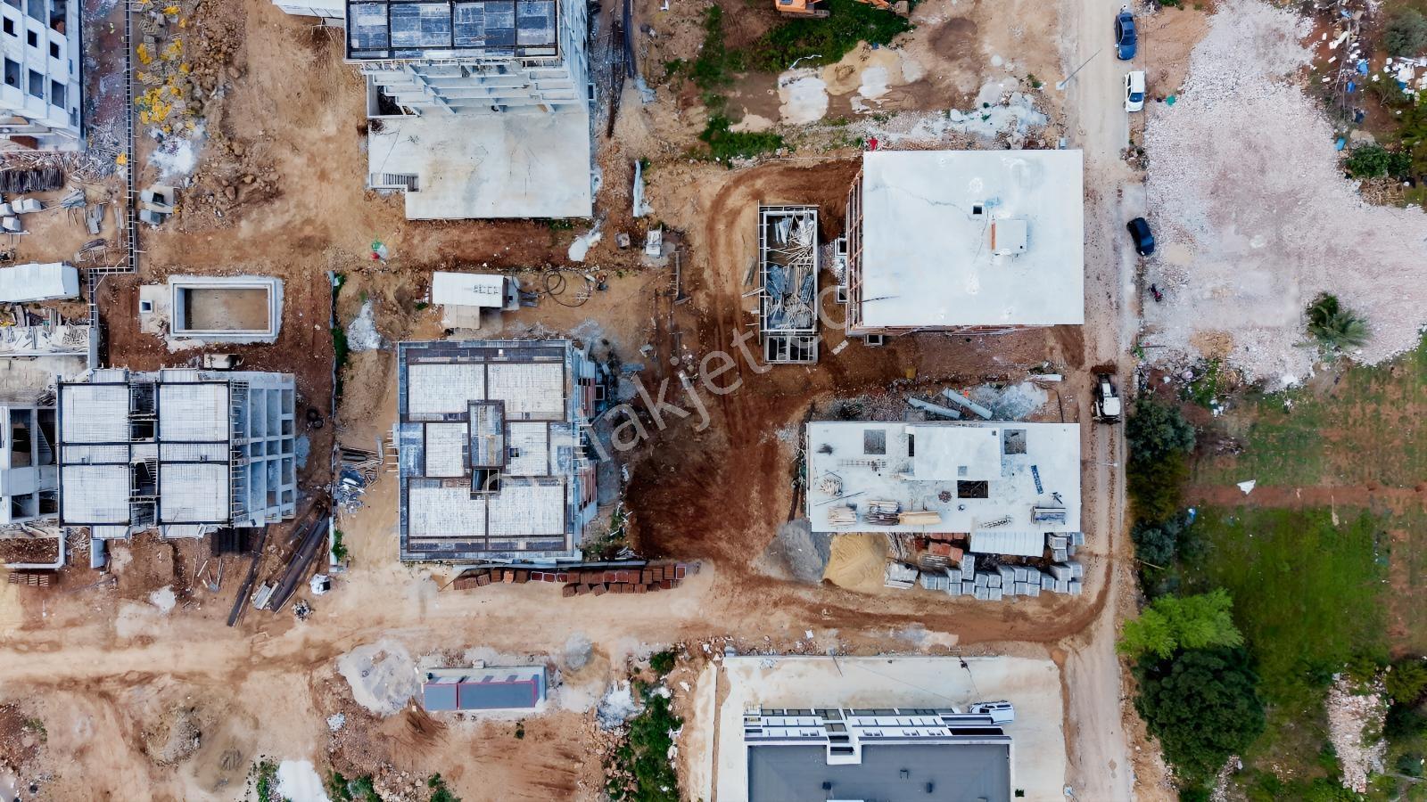 Altınovada Loft Havuz Manzaralı Sıfır 3+1 - Ekim Teslim - Görsel 34
