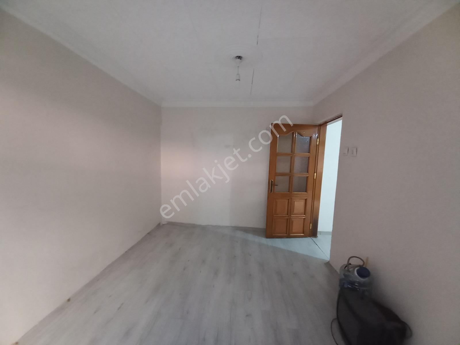 Şeref Emlaktan Satılık Bahçe Katı Daire - Görsel 17